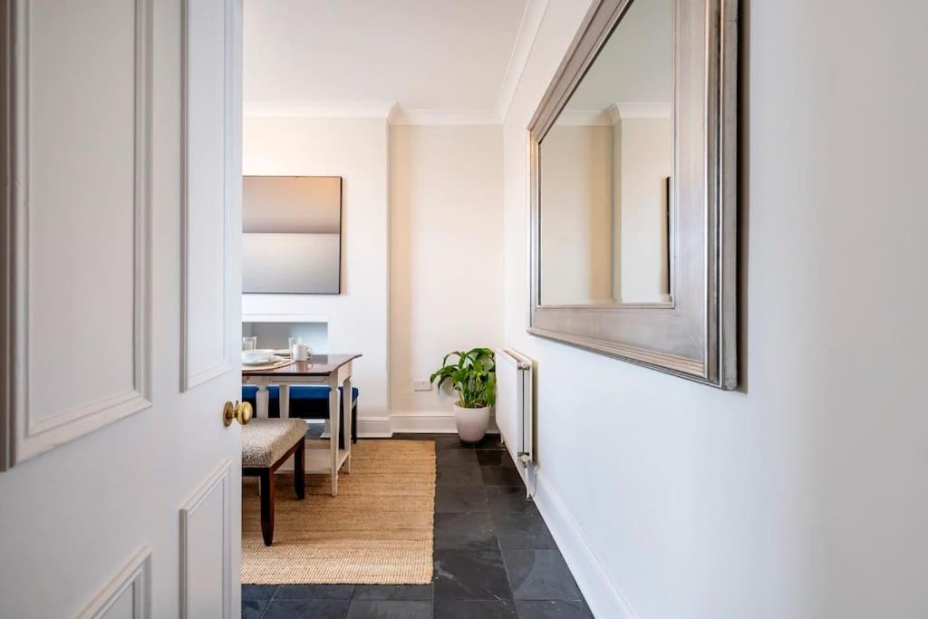 Central London, 2bed/2bath Marylebone.