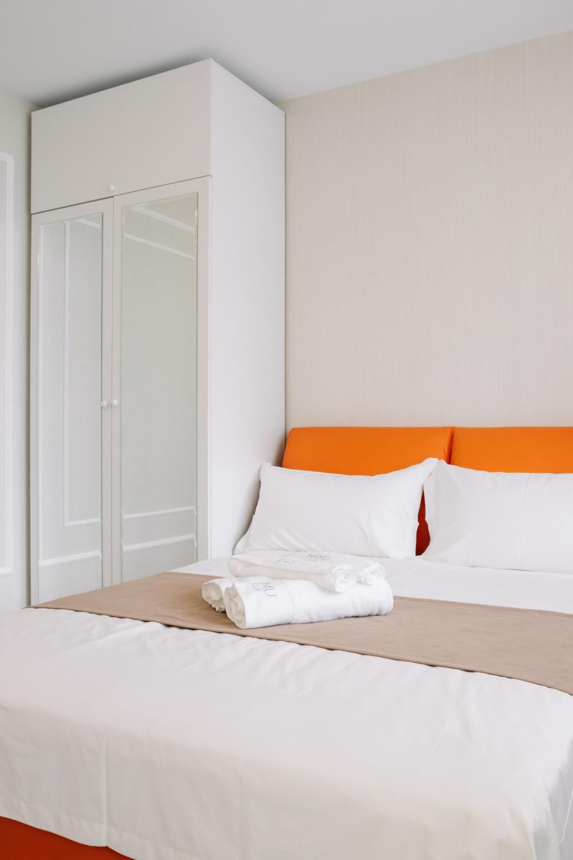Luxurious Mamu Apartment
