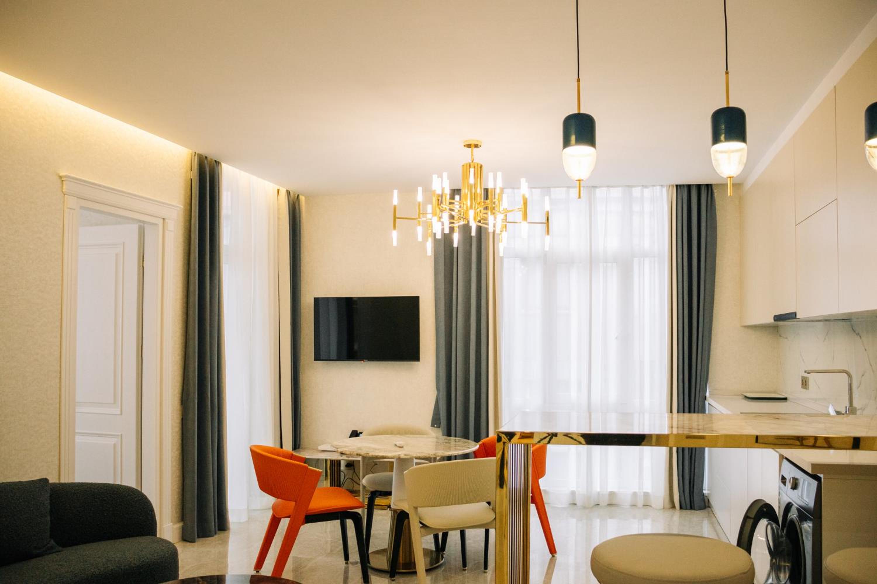 Luxurious Mamu Apartment