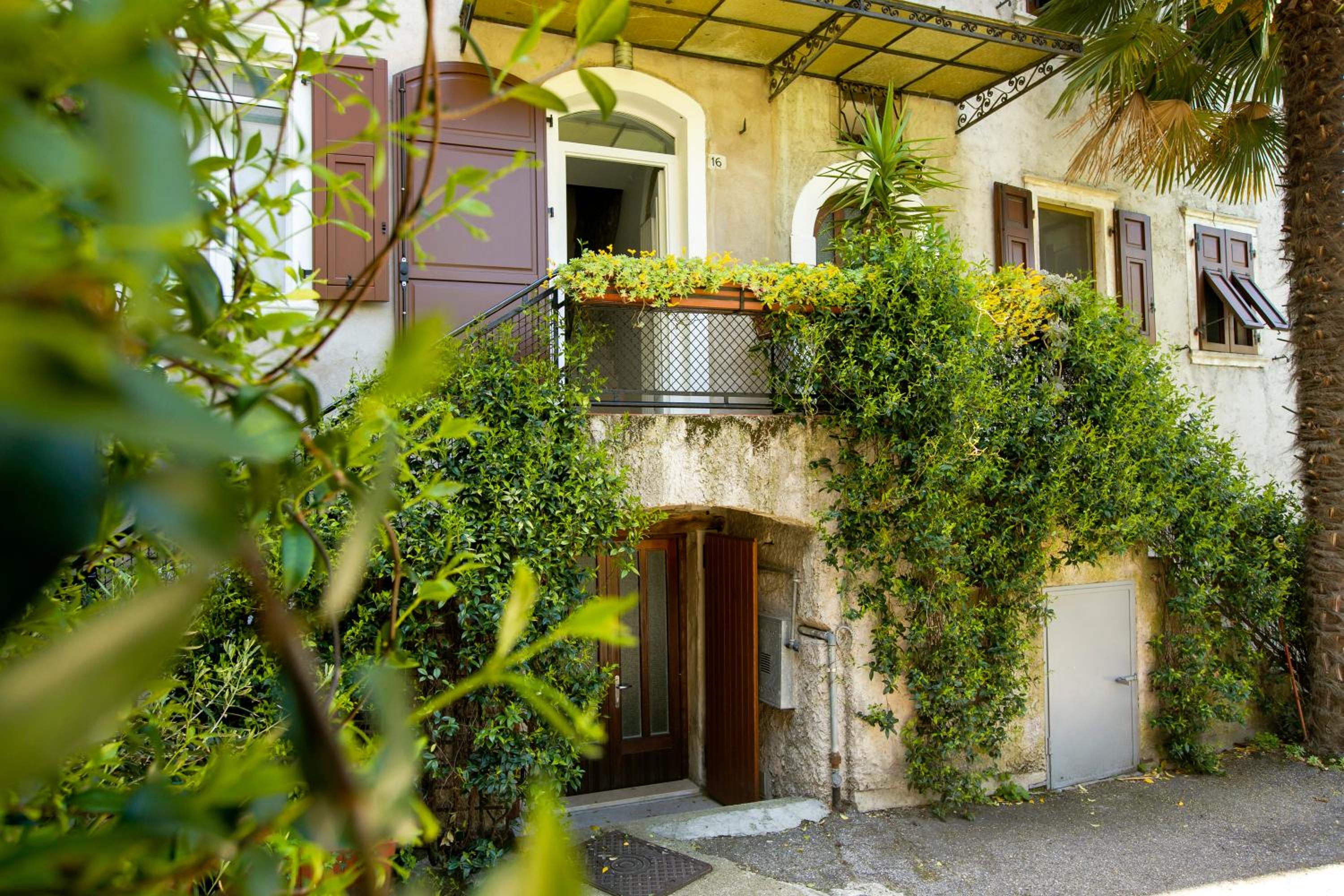 Casa Alla Grotta - Happy Rentals