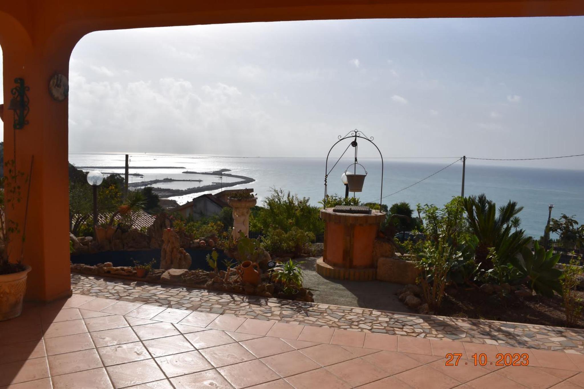 Villa vista Marianello view 2