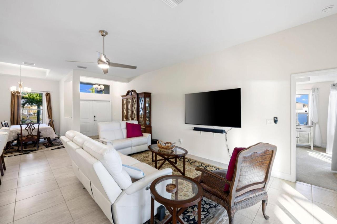 Centrally Located - Waterfront Pool Home Convenient Location view 5