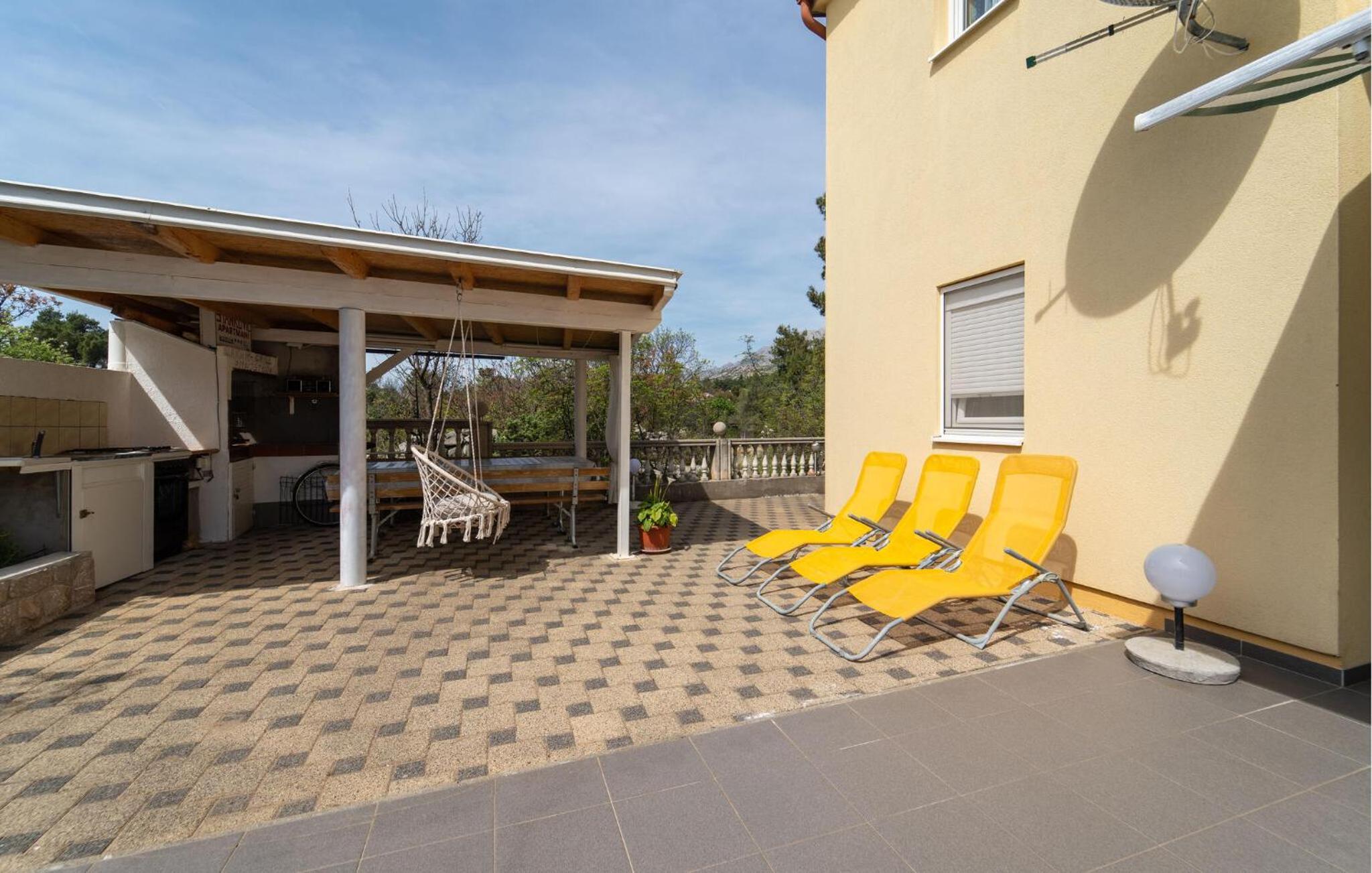 Stunning Apartment In Starigrad Paklenica view 3
