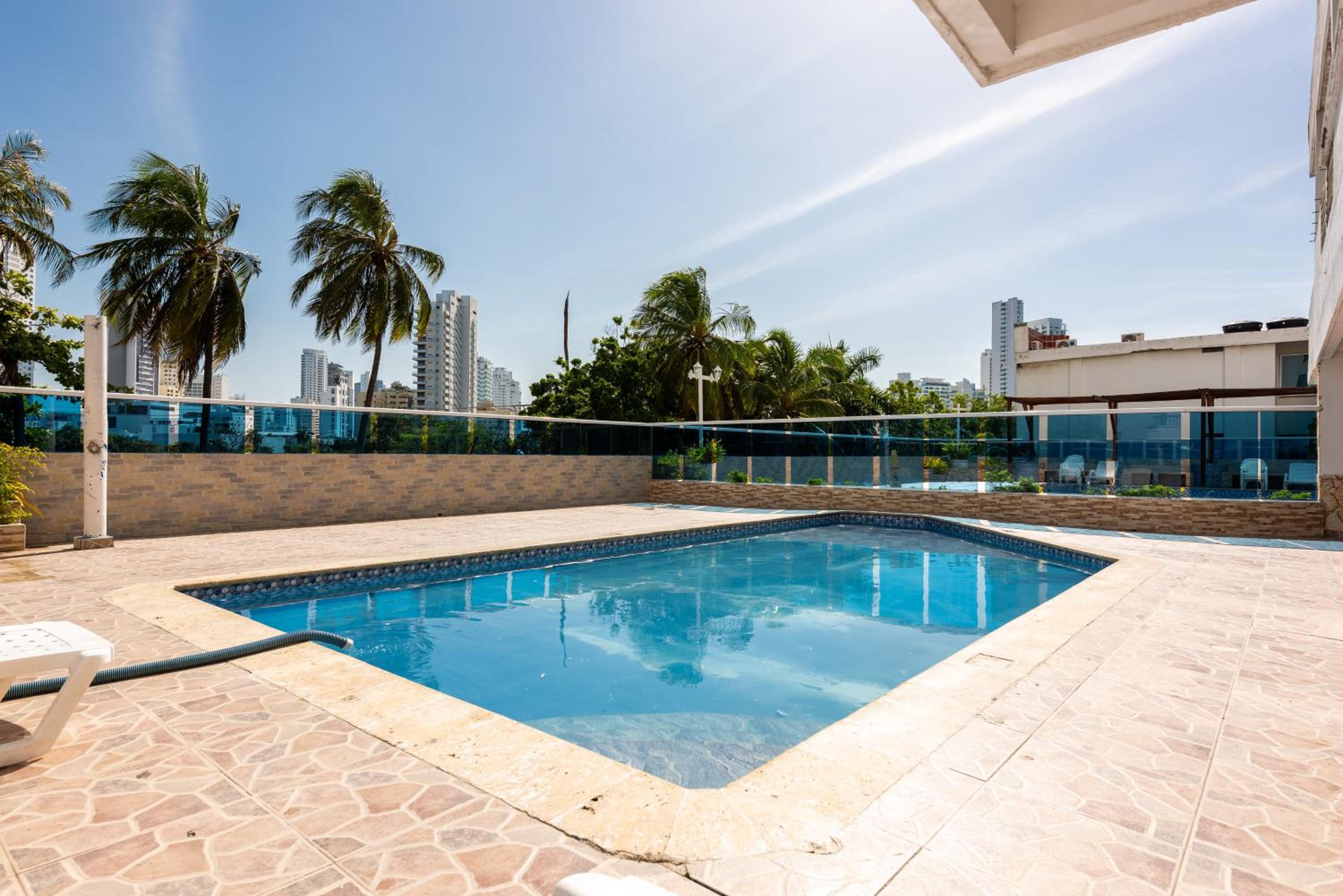 Bienesweb Apartamentos Conquistador Premium