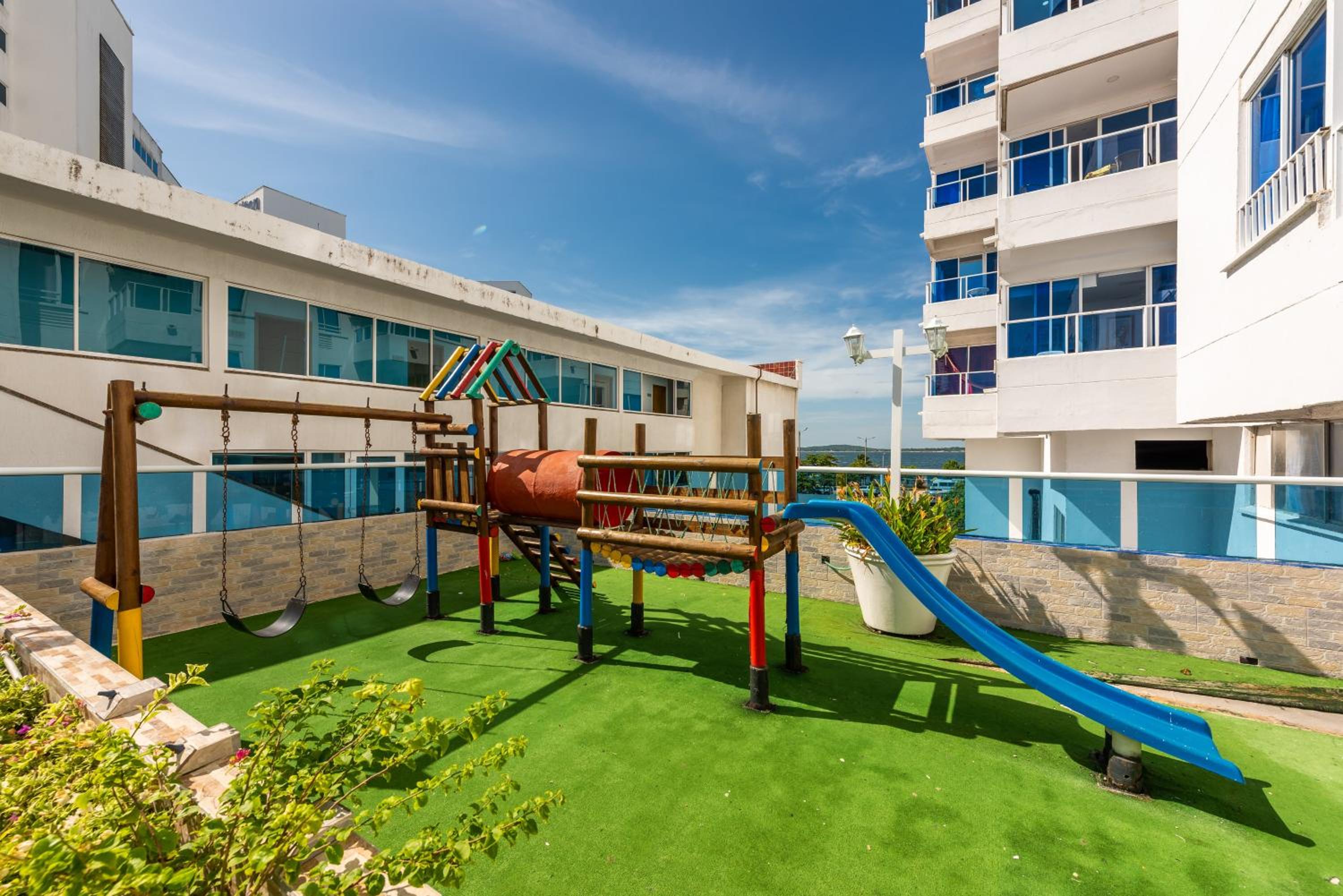 Bienesweb Apartamentos Conquistador Premium