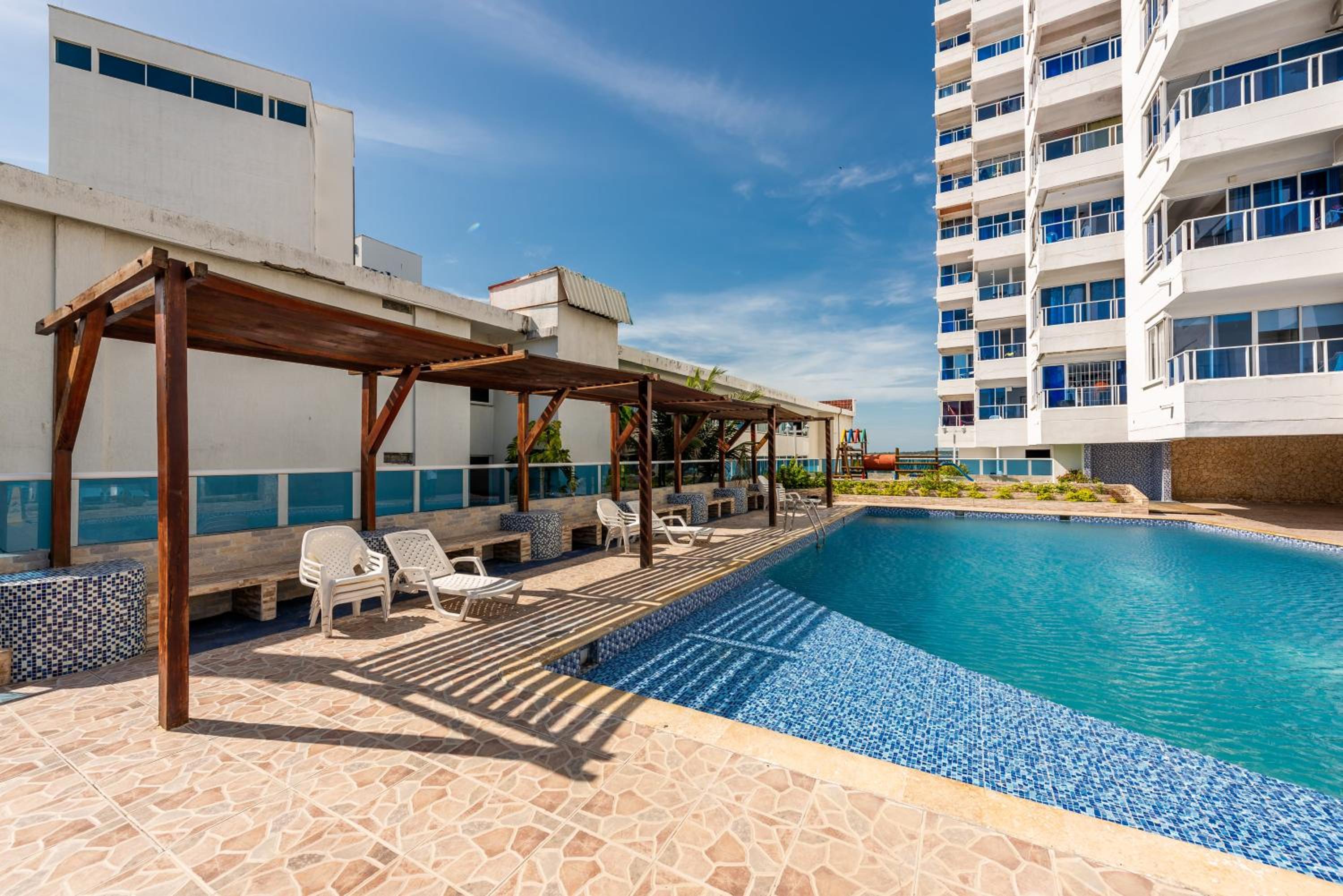 Bienesweb Apartamentos Conquistador Premium