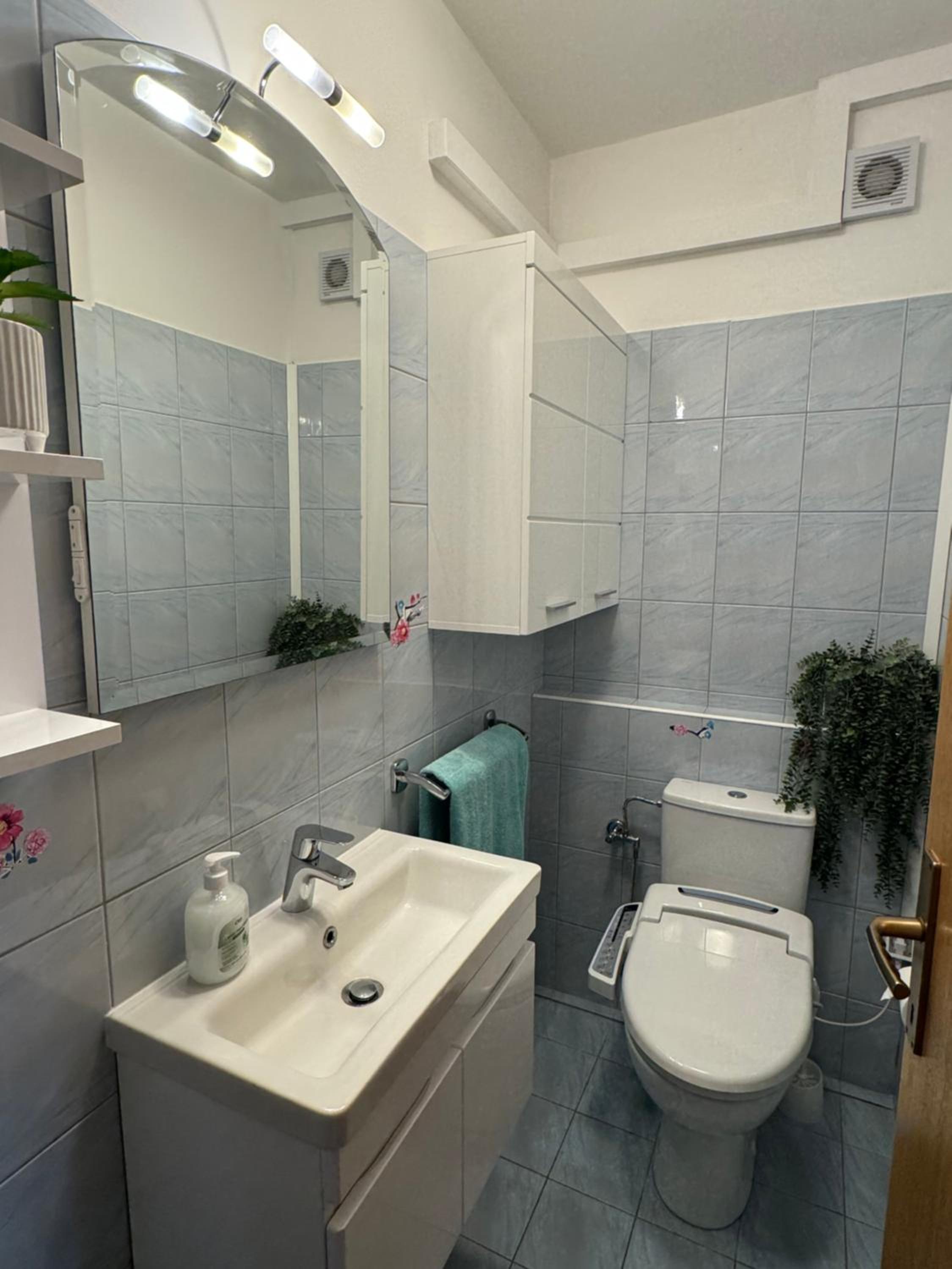 Sea Breeze Apartment