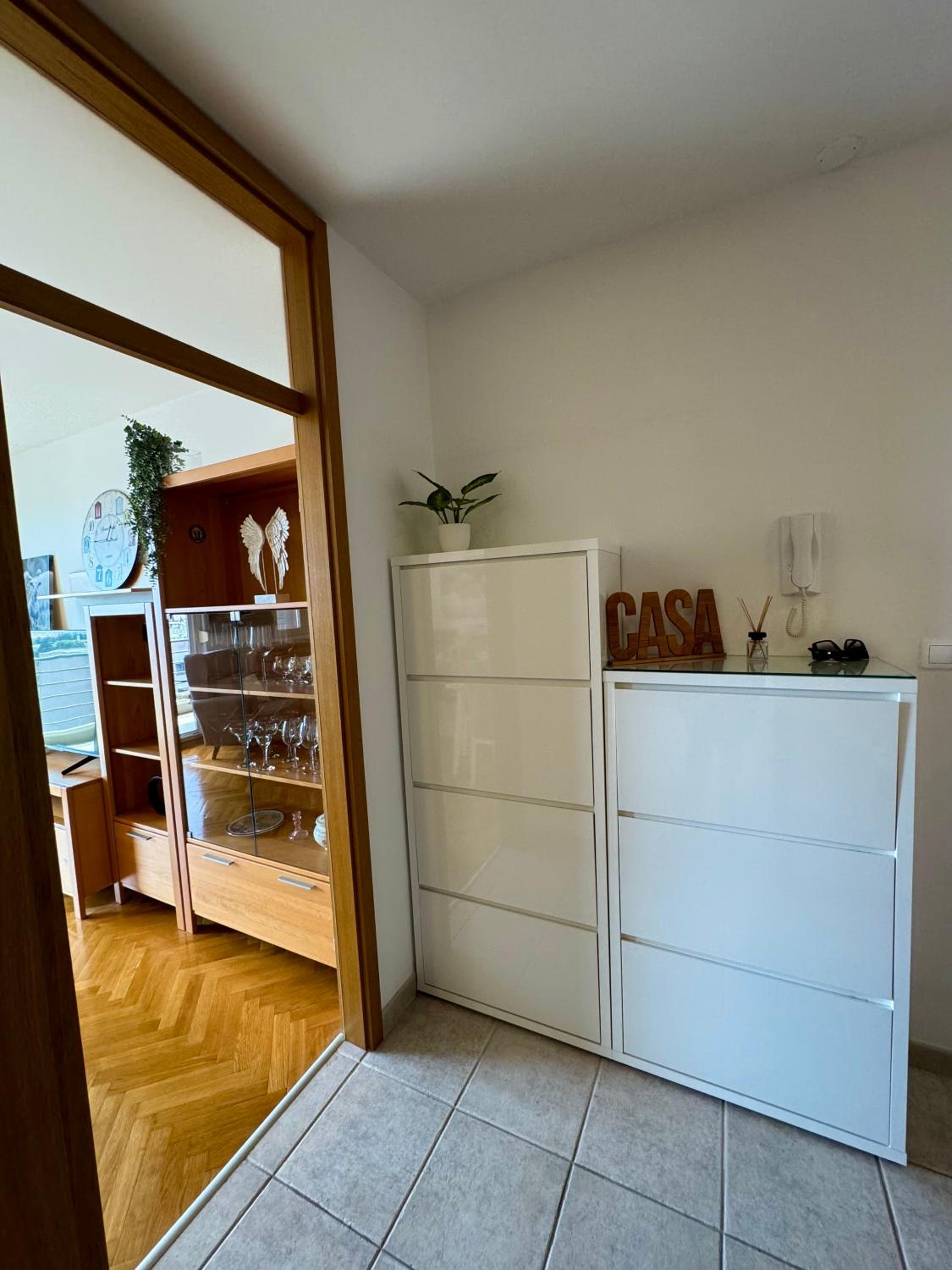 Sea Breeze Apartment