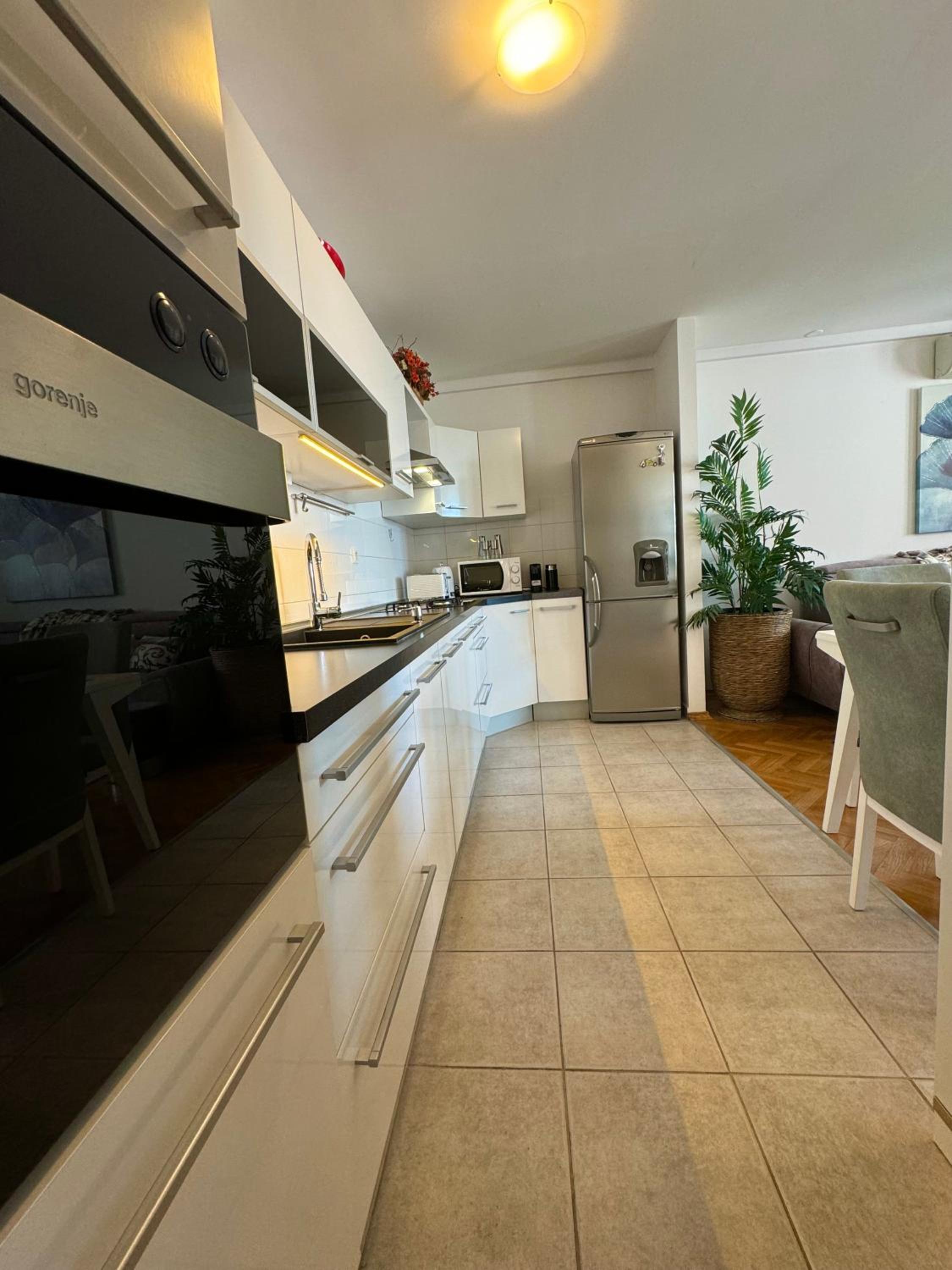 Sea Breeze Apartment