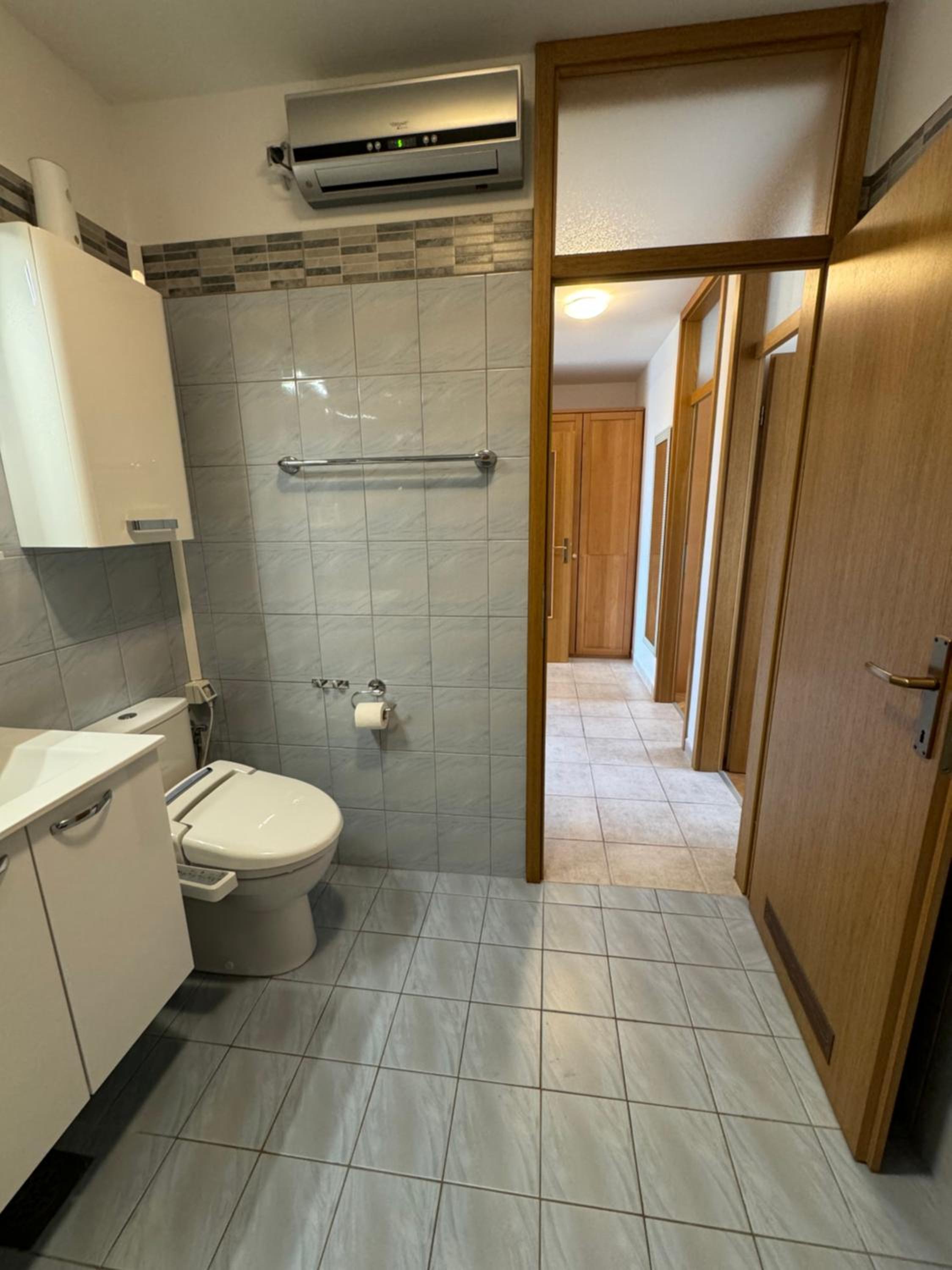 Sea Breeze Apartment