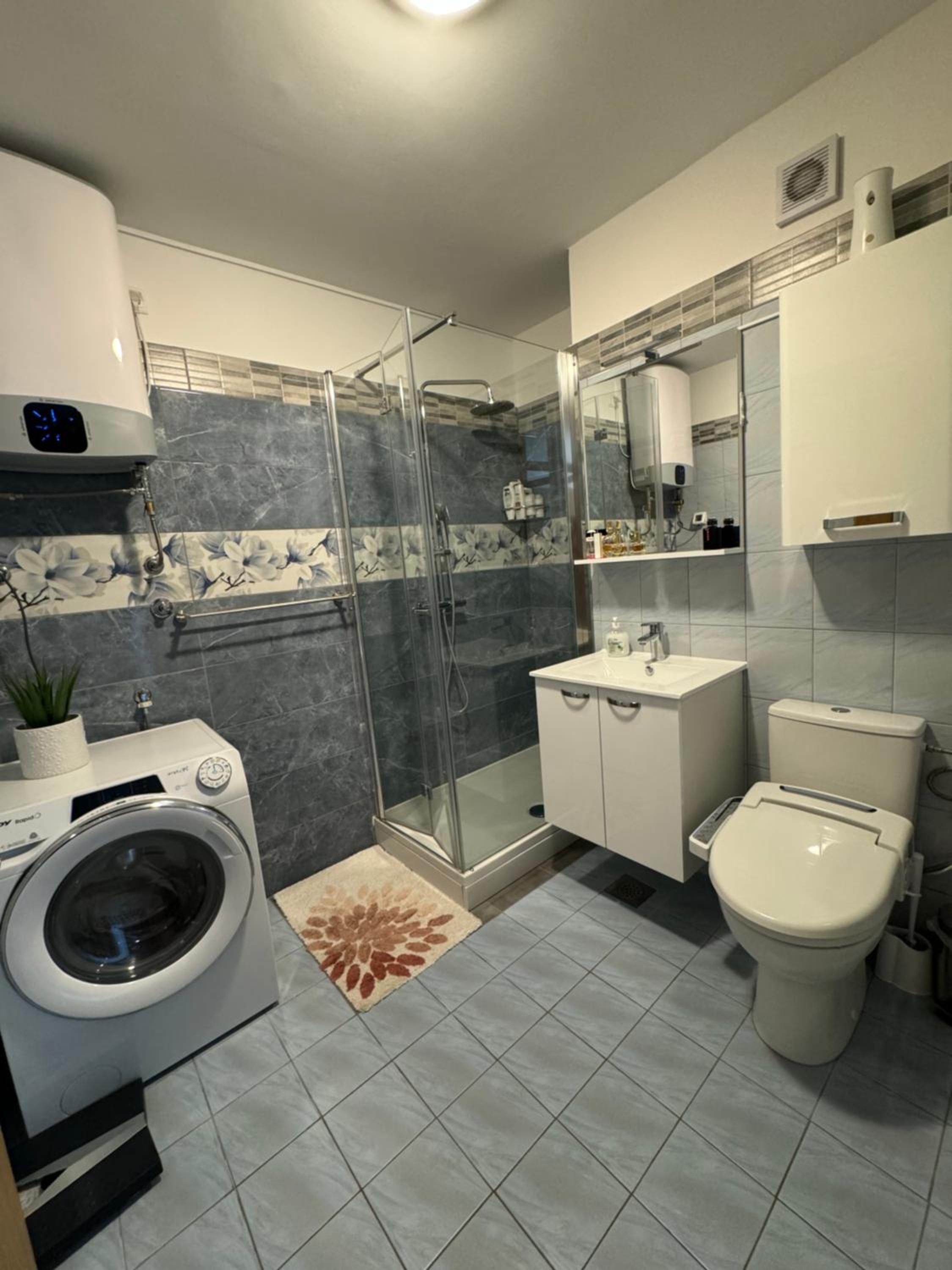 Sea Breeze Apartment