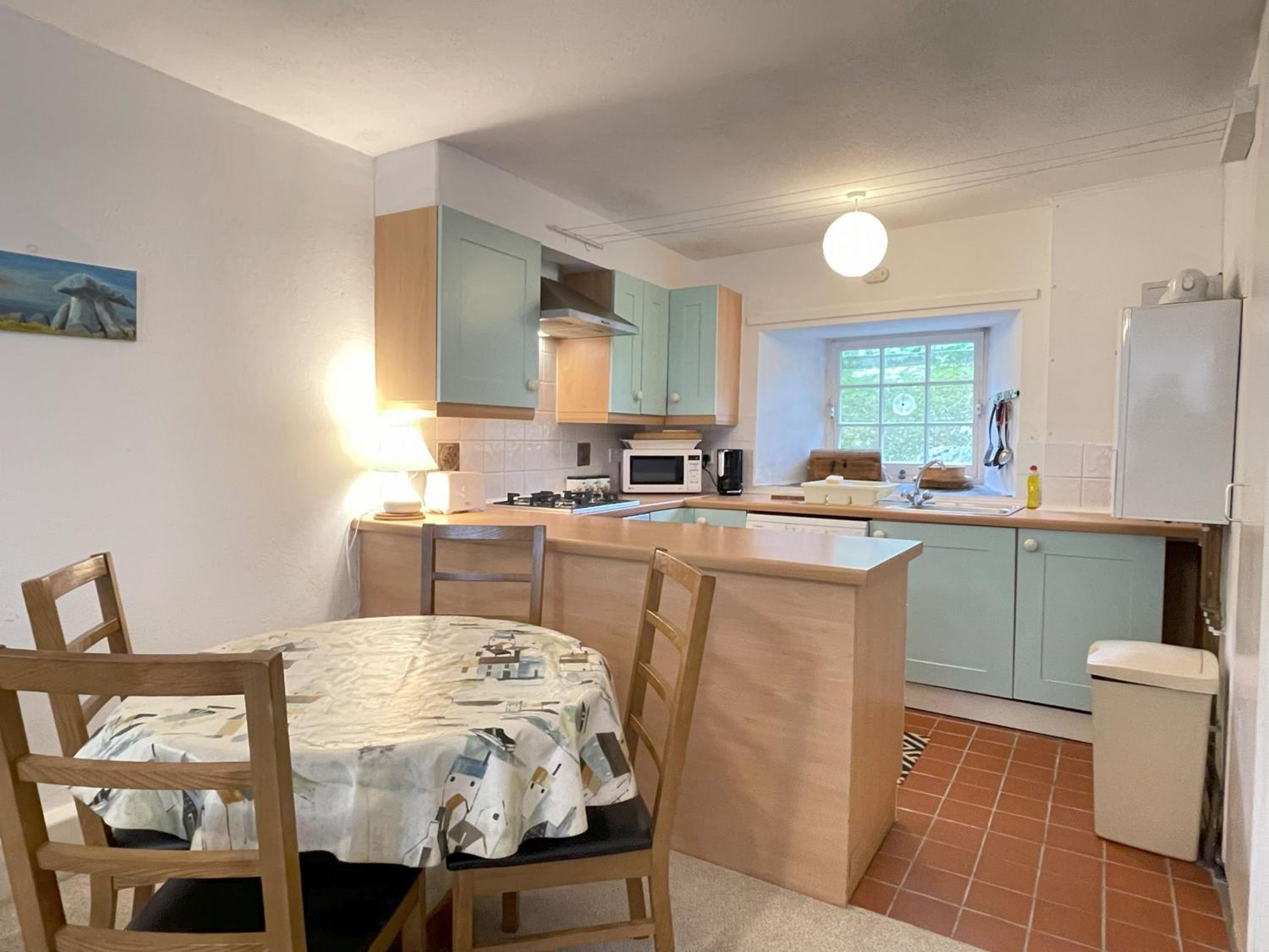 3 Redfern Court