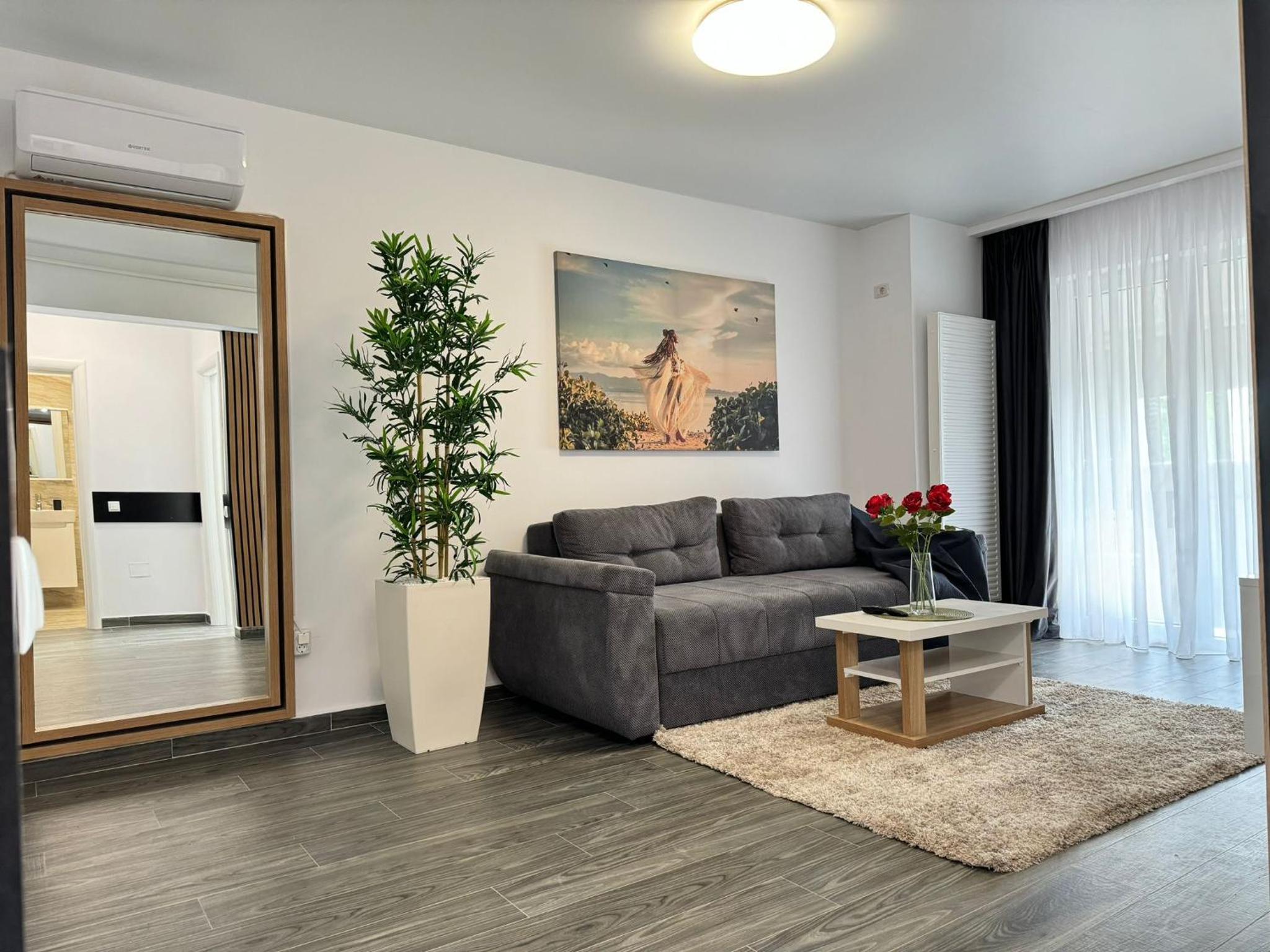 Central Address Towers by GLAM Apartments Bucharest with Parking view 5