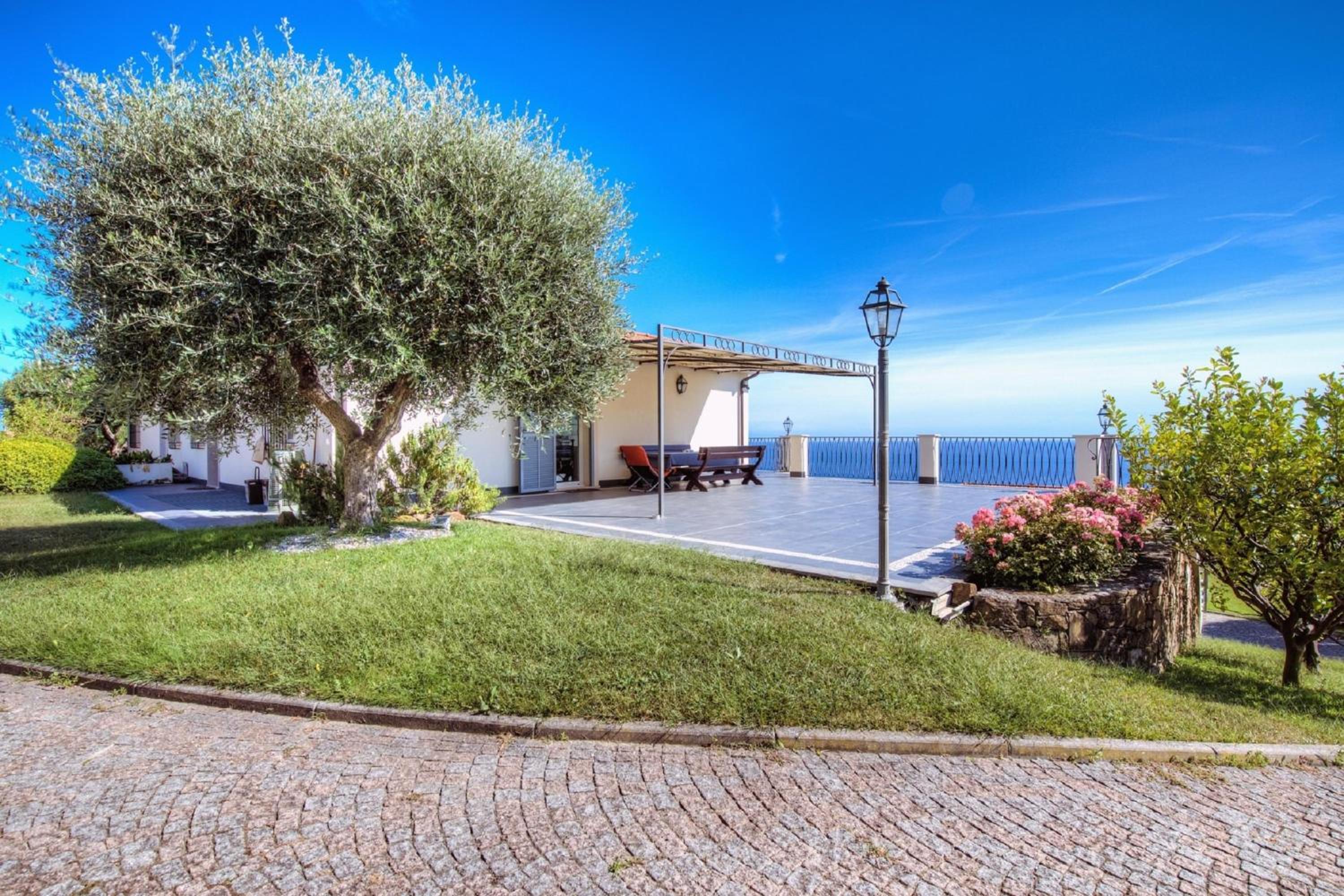 Villa Lucia Riviera dei Fiori Pool - Happy Rentals view 3