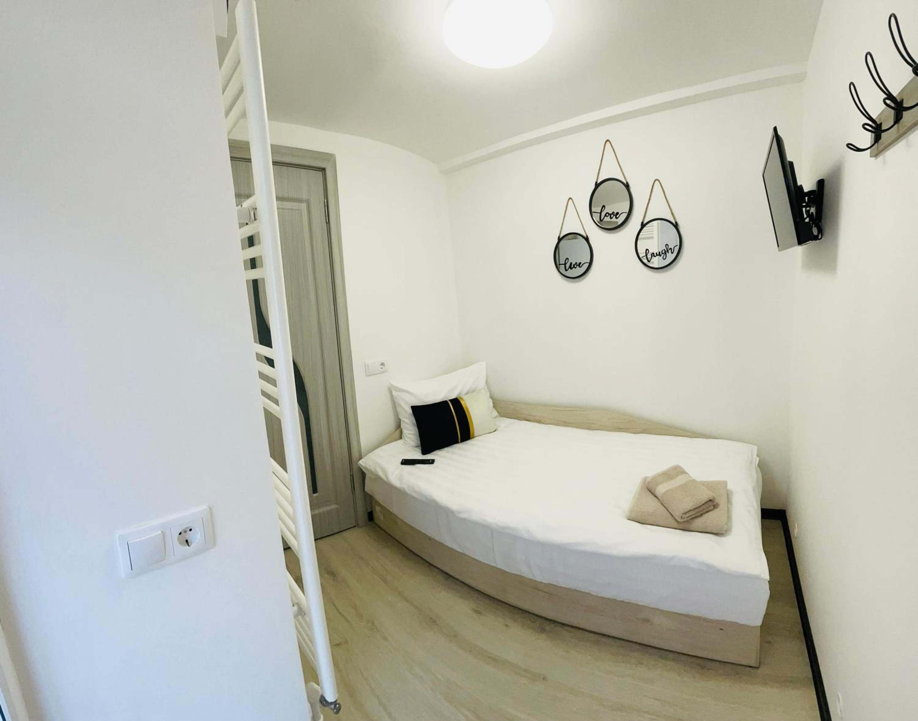 Cozy Room Old Town Sibiu-Sac Voyage Ocnei view 5