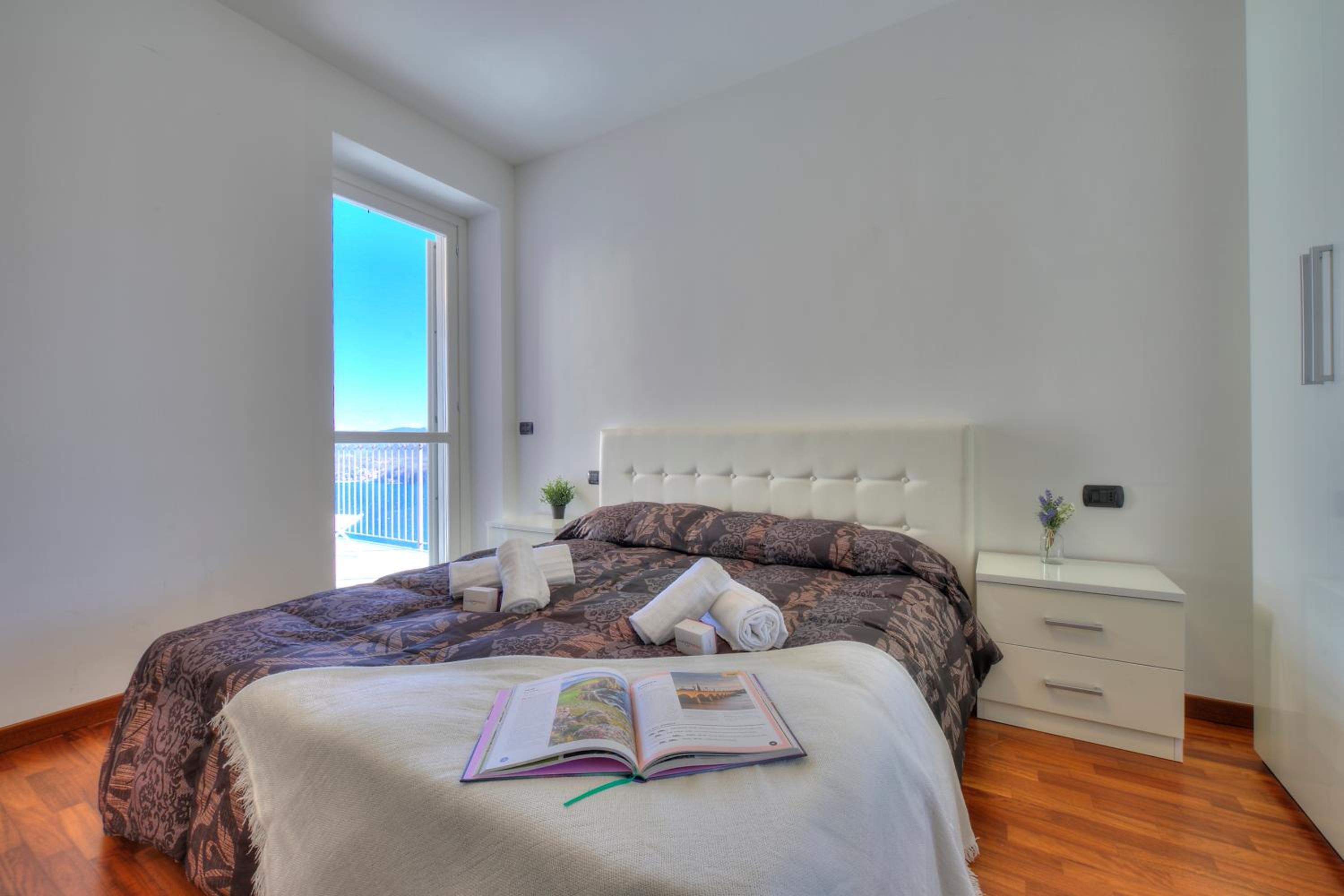 Penthouse The Magnifique View - Happy Rentals