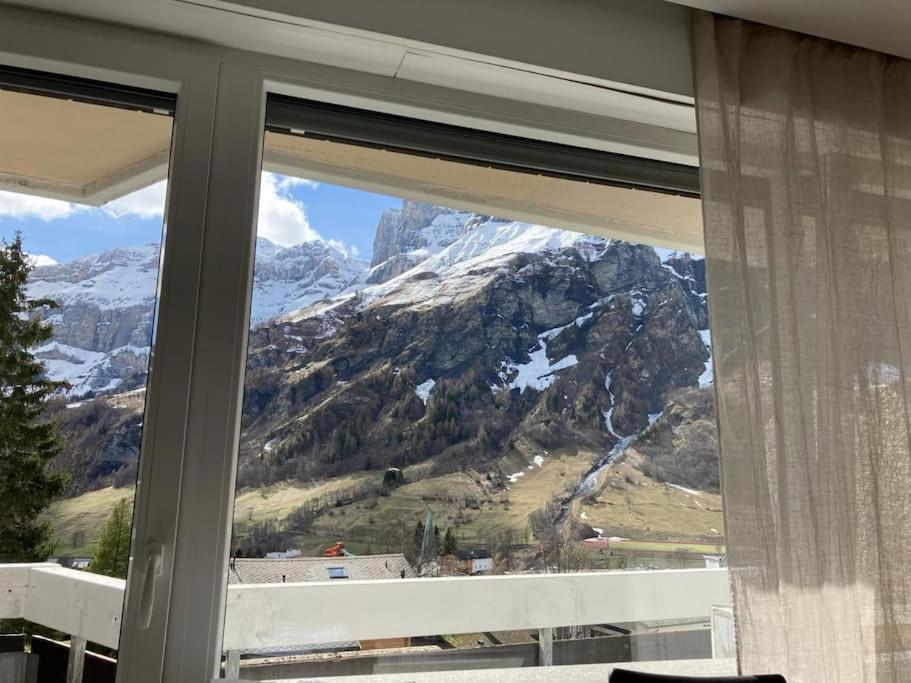 Renovated Studio | Dream Views • Balcony • Free Parking