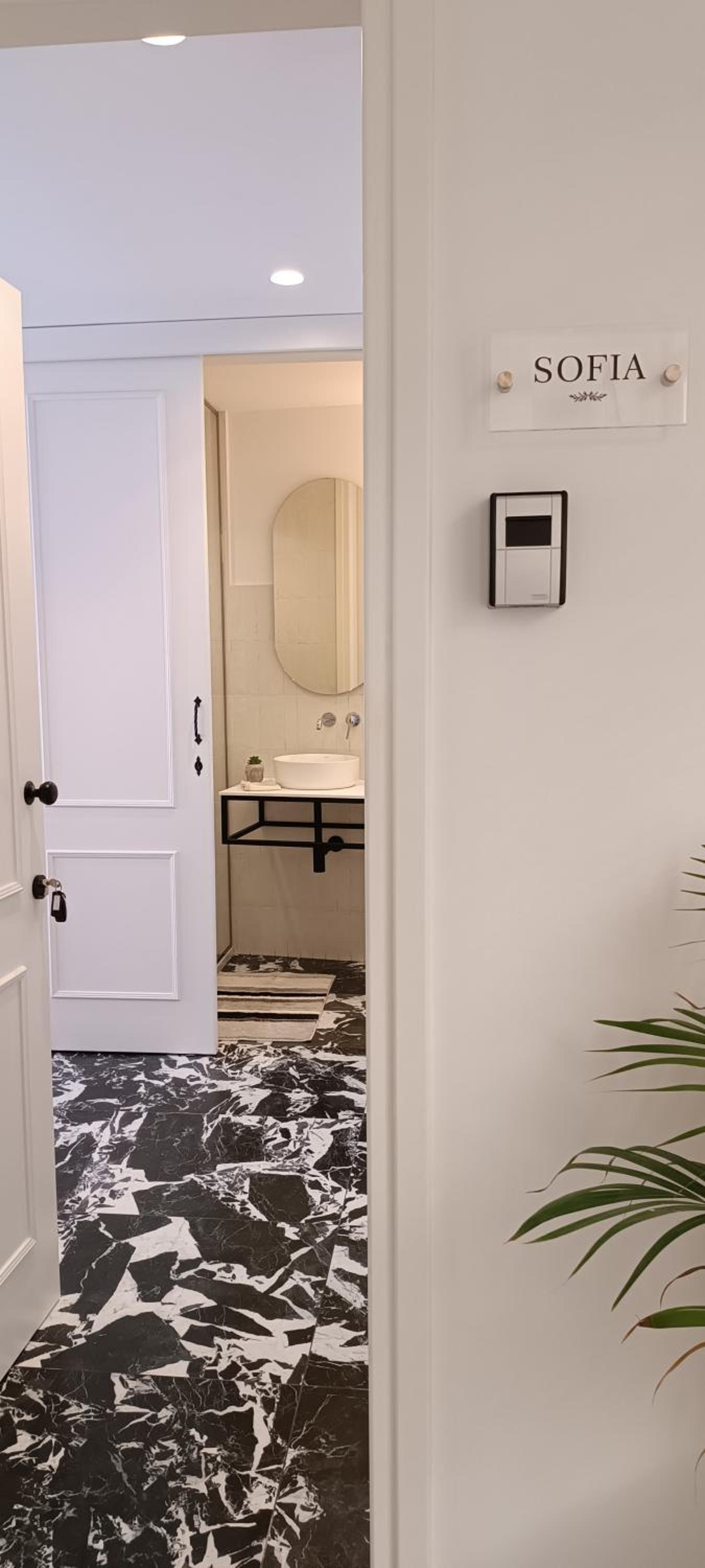 MUSES LUXURY SUITES