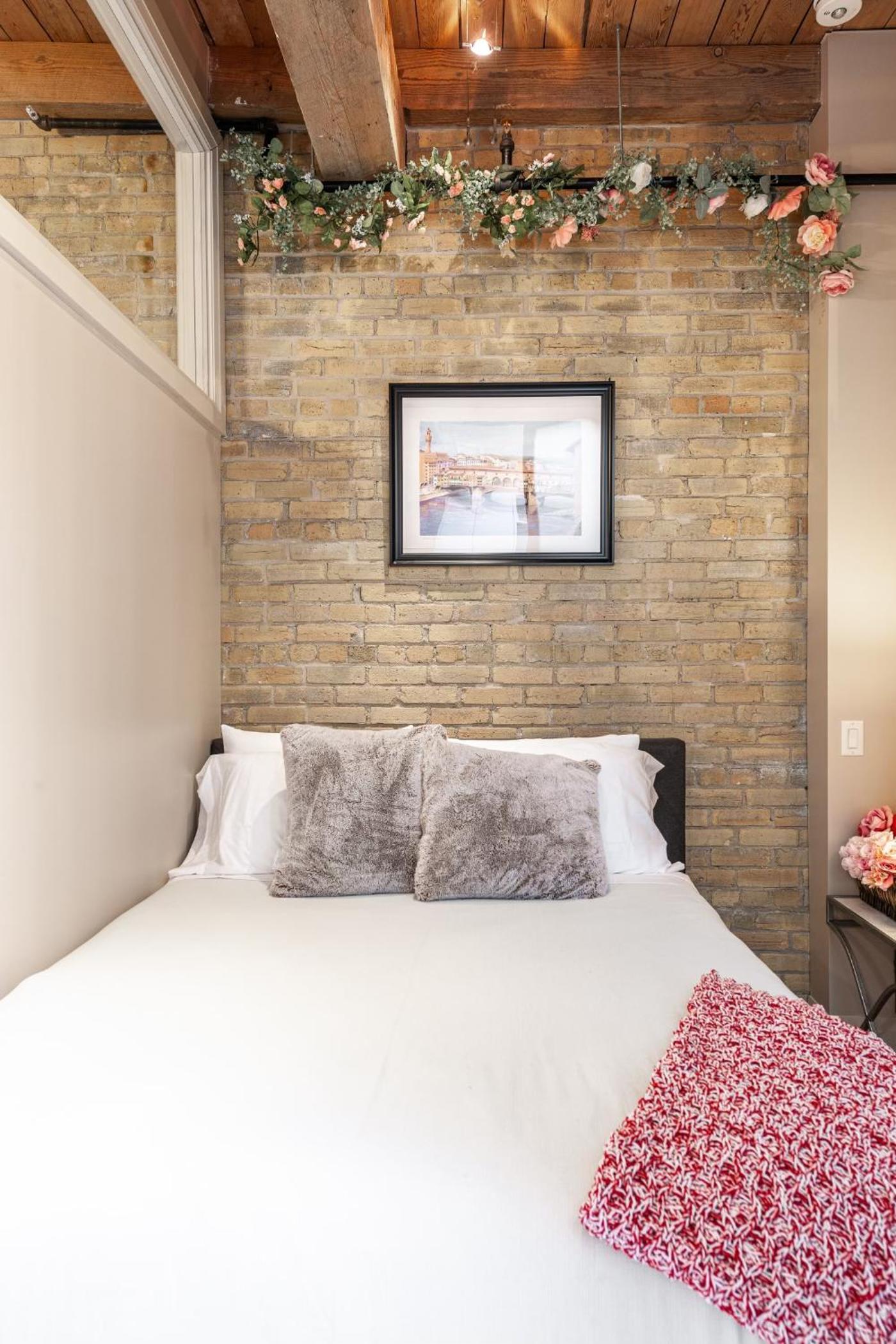 Glyn Rhosyn Loft