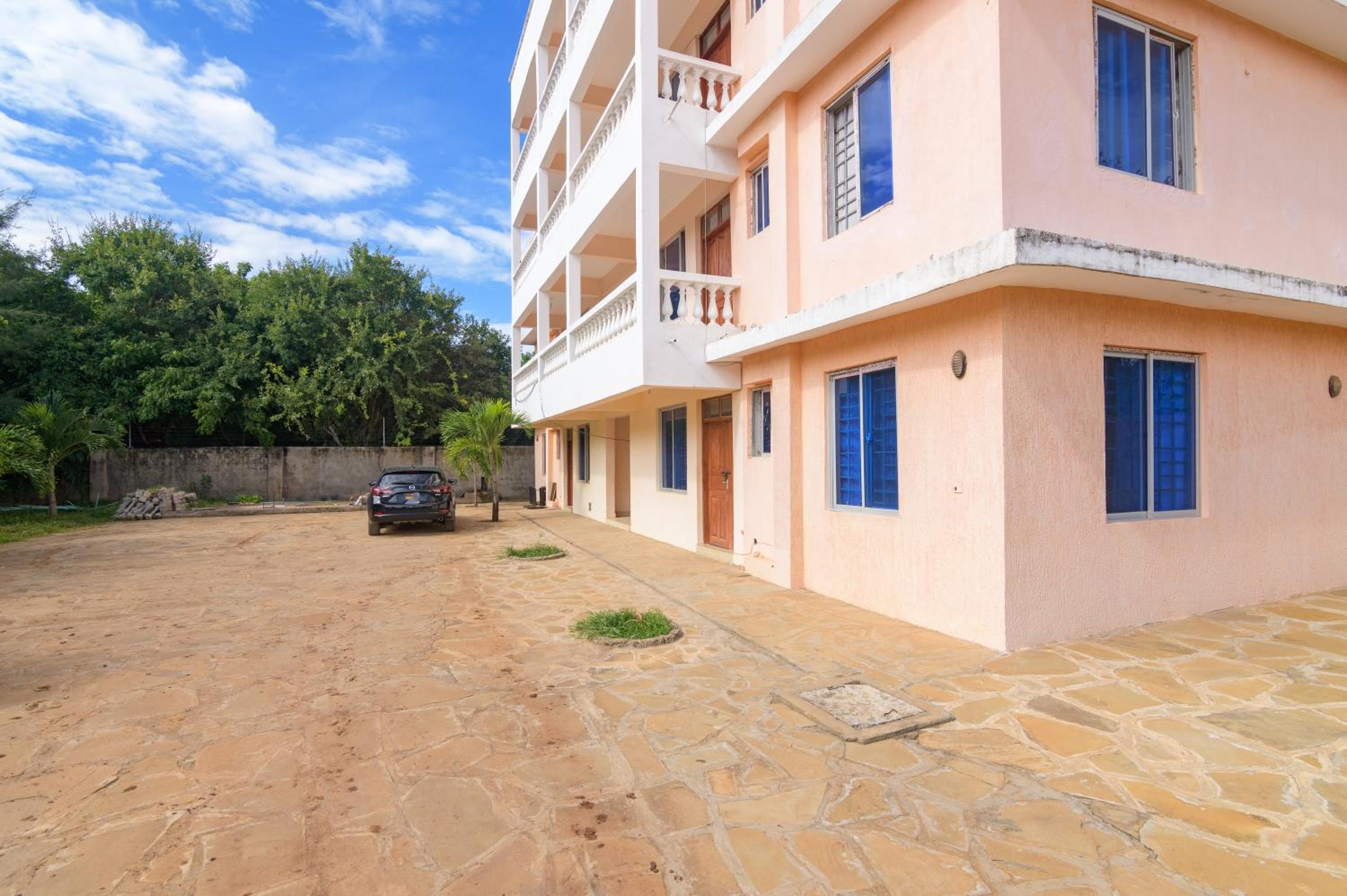 Serene 2- Bed Apartment in Kilifi view 3