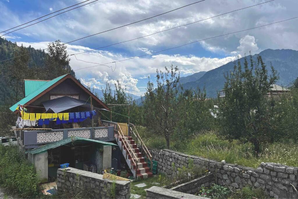 Gharsa - Your Mountain Home view 4