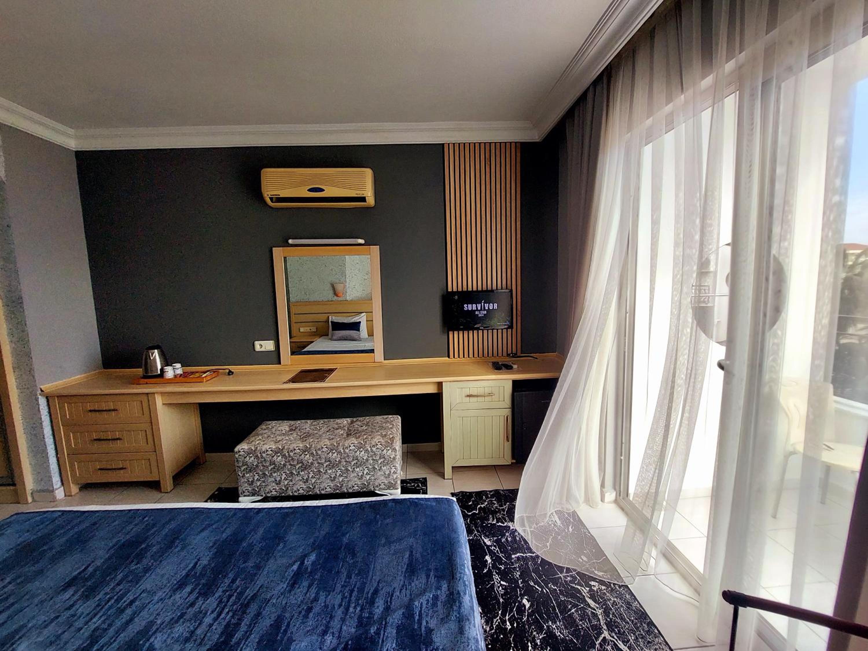 Summer rose hotel - Image 50