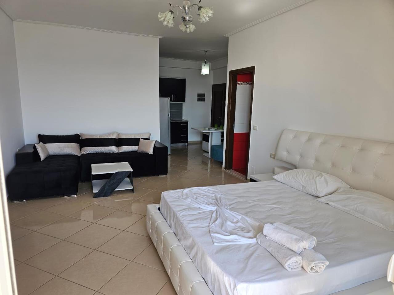 Klajdi Apartaments