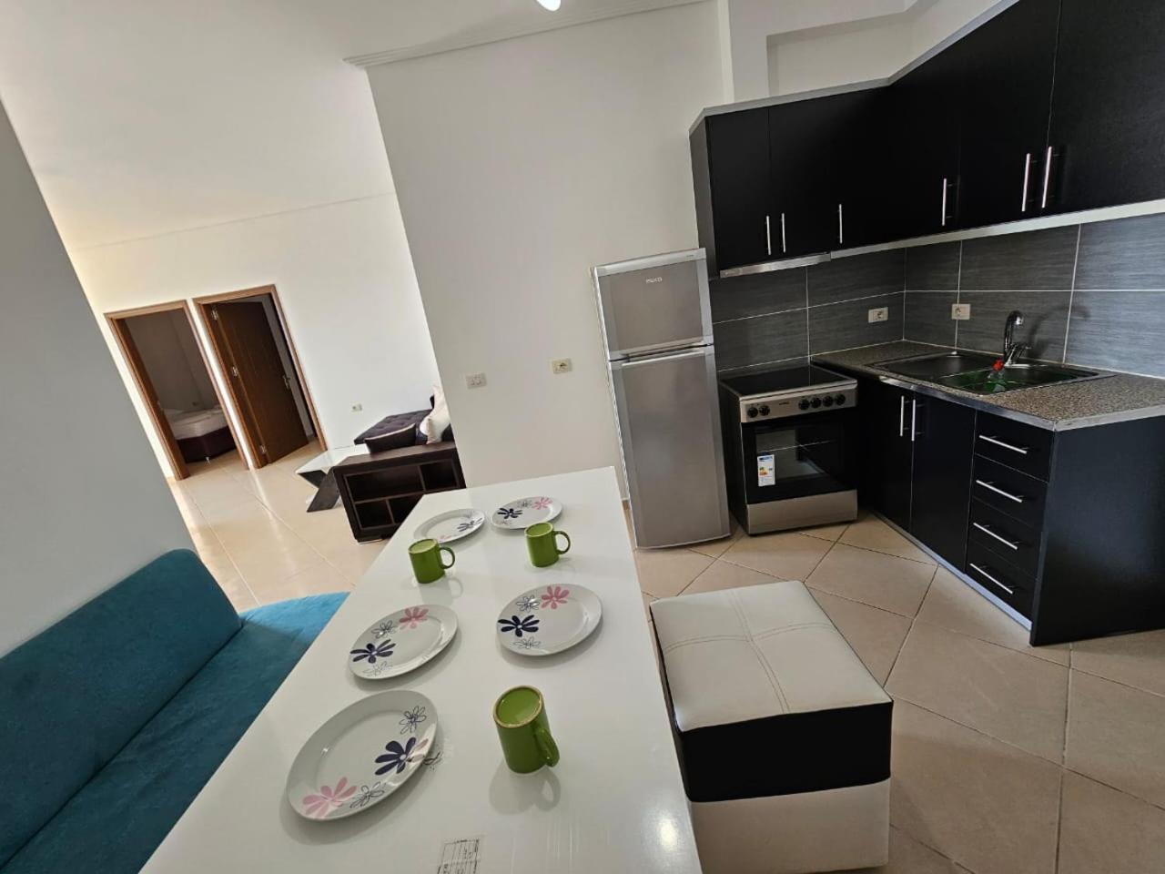 Klajdi Apartaments