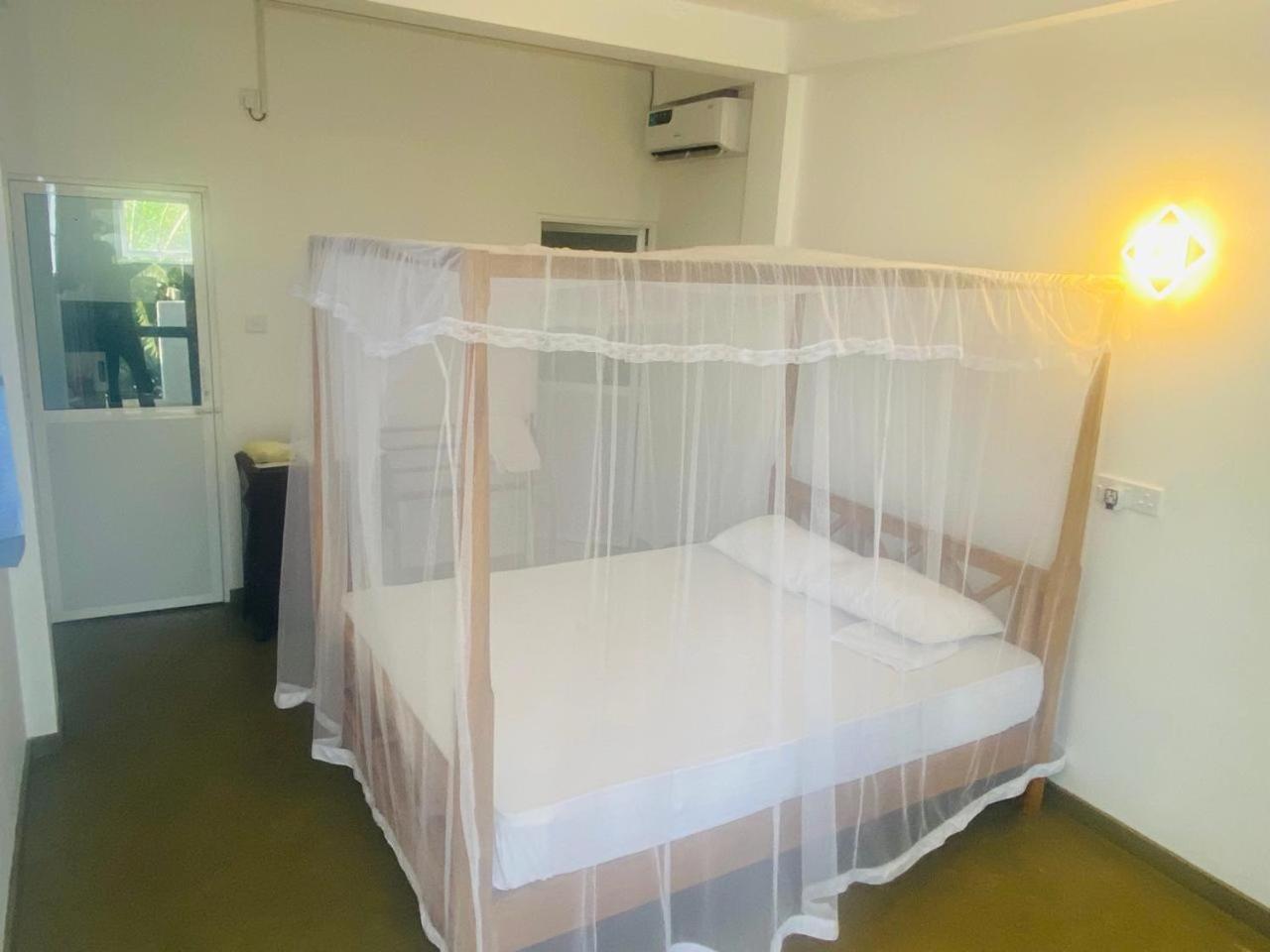 Charle's House Ahangama view 3