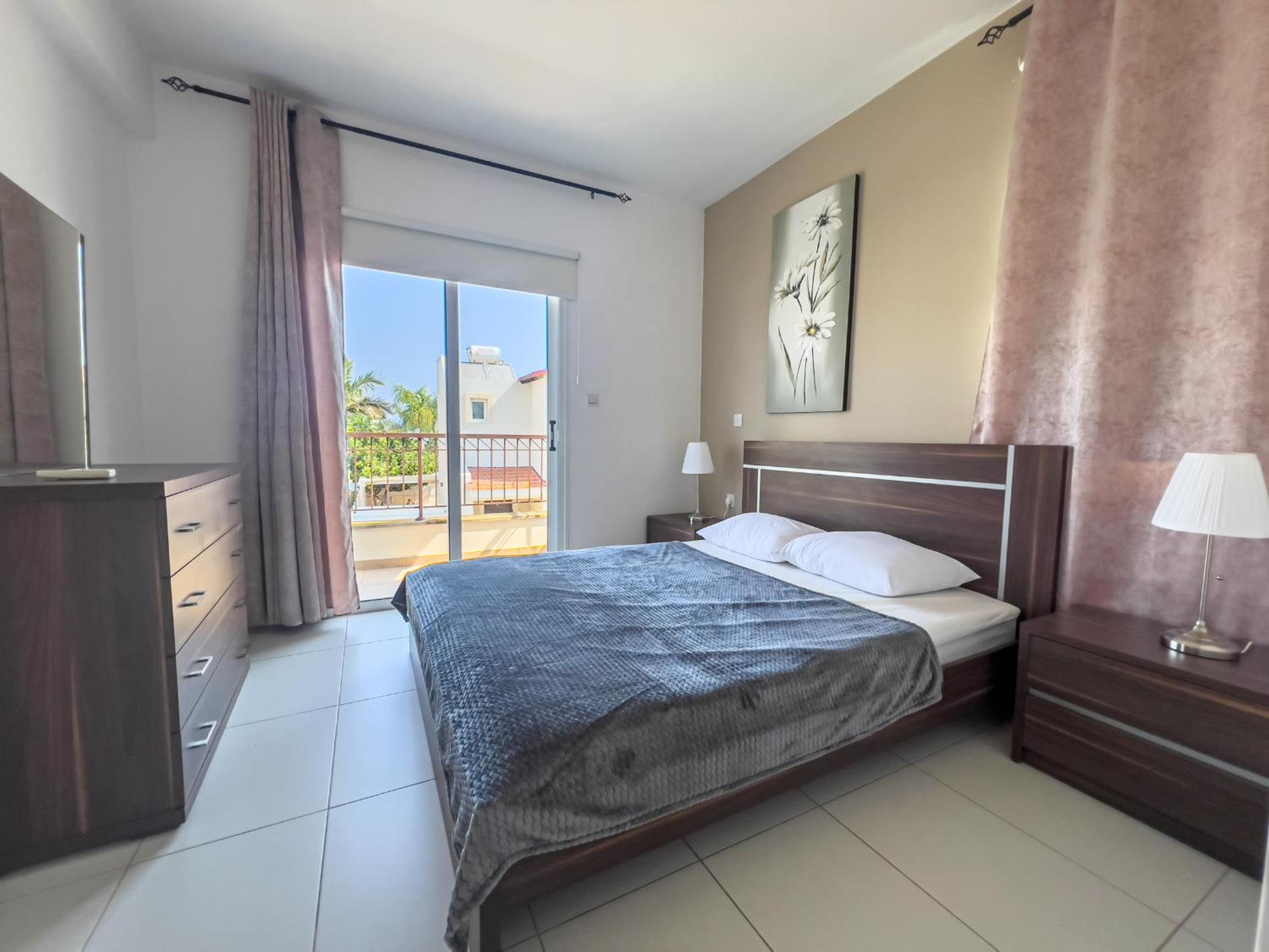 Villa Melinda - Beach & Pool Retreat