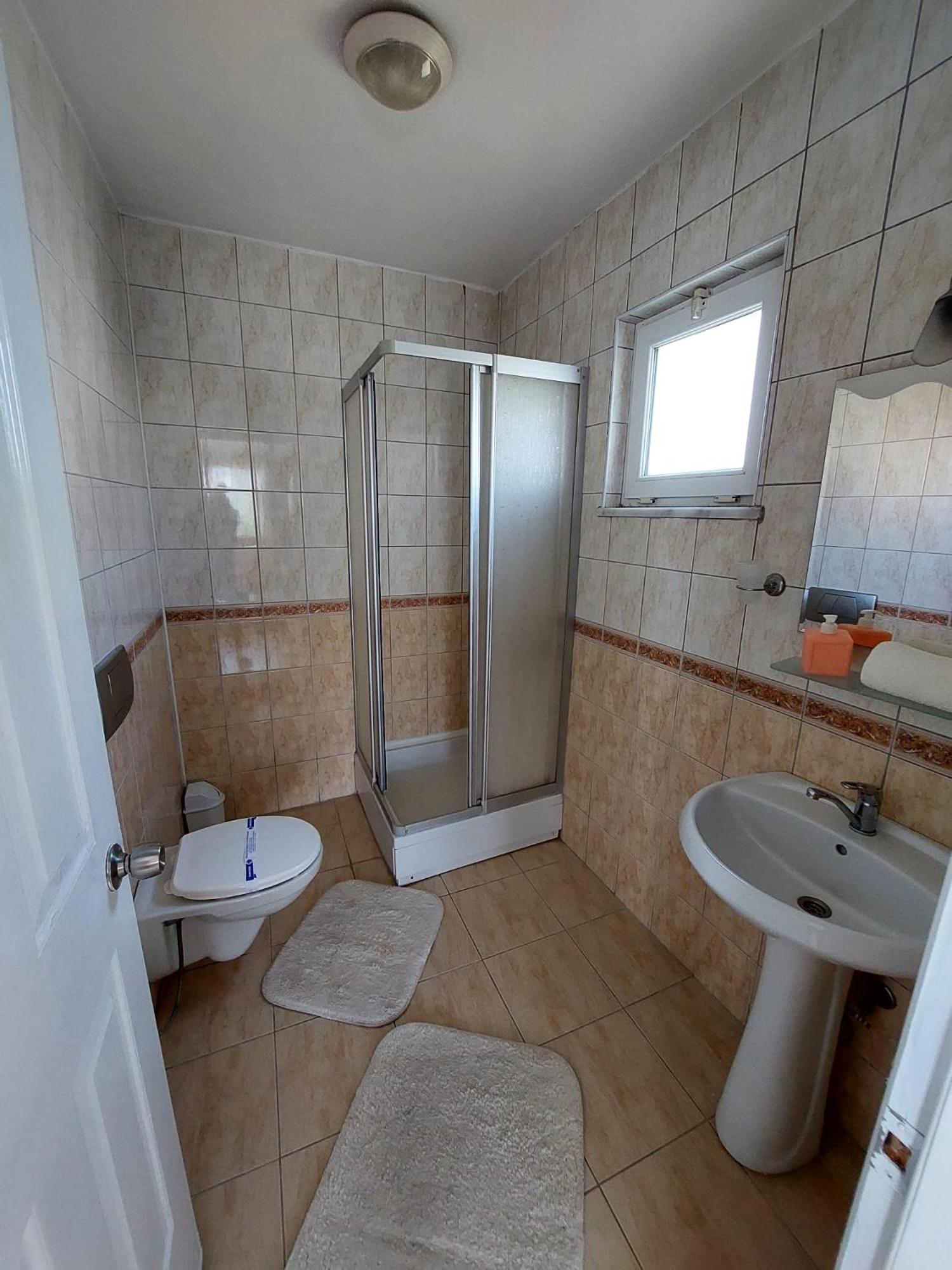 Summer rose hotel - Image 24