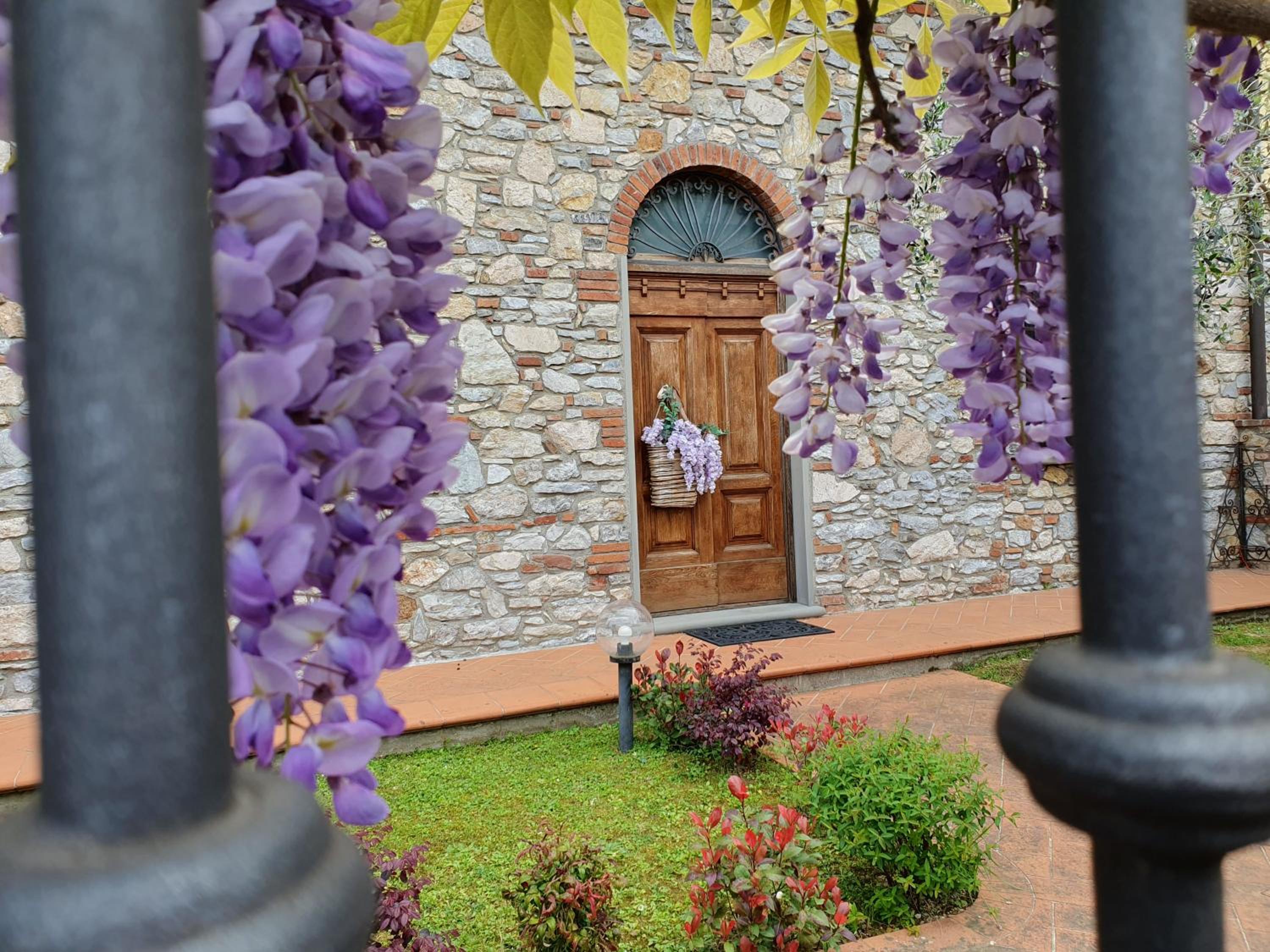 Pietra E Glicine B&B