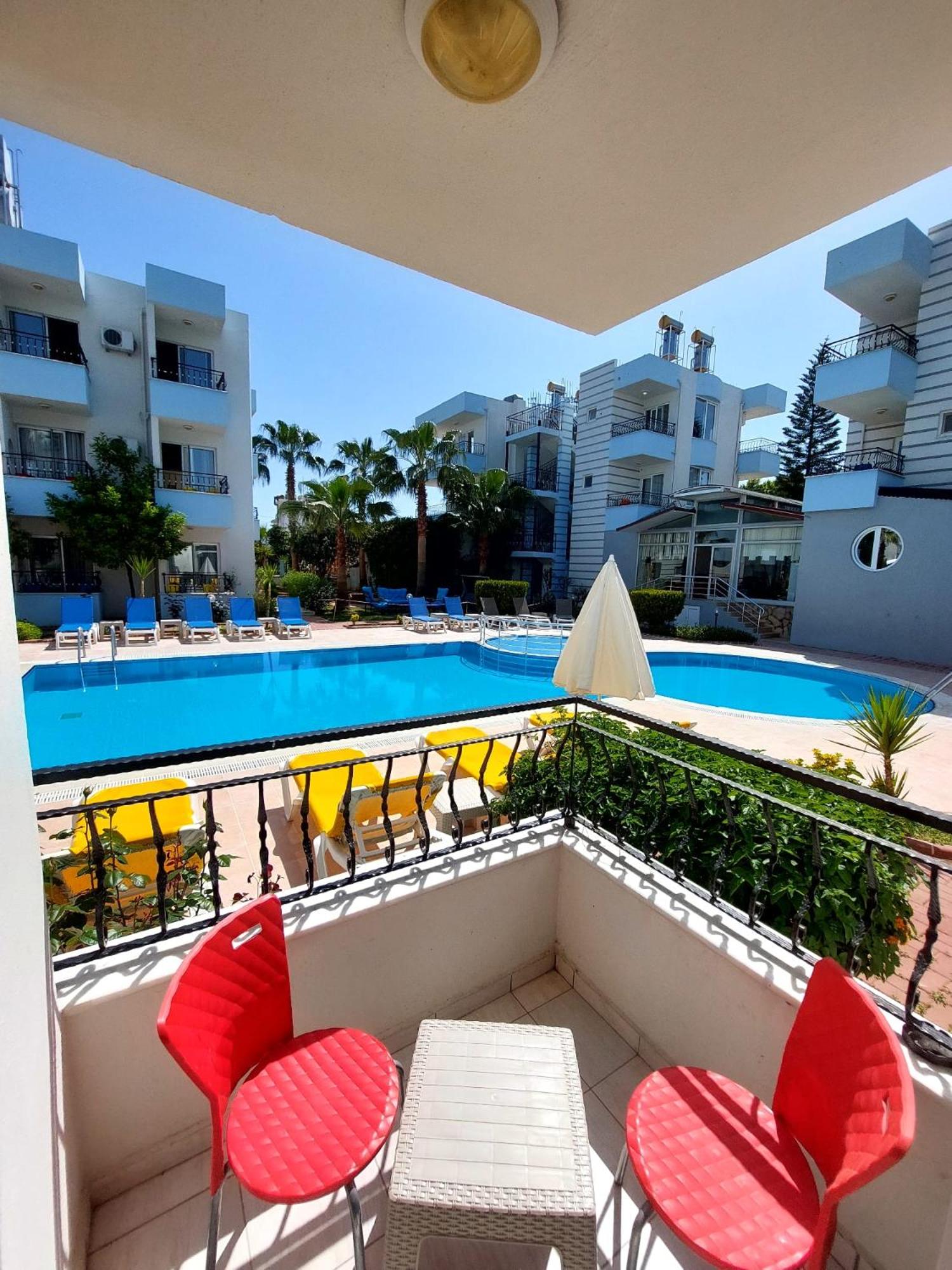 Summer rose hotel - Image 25