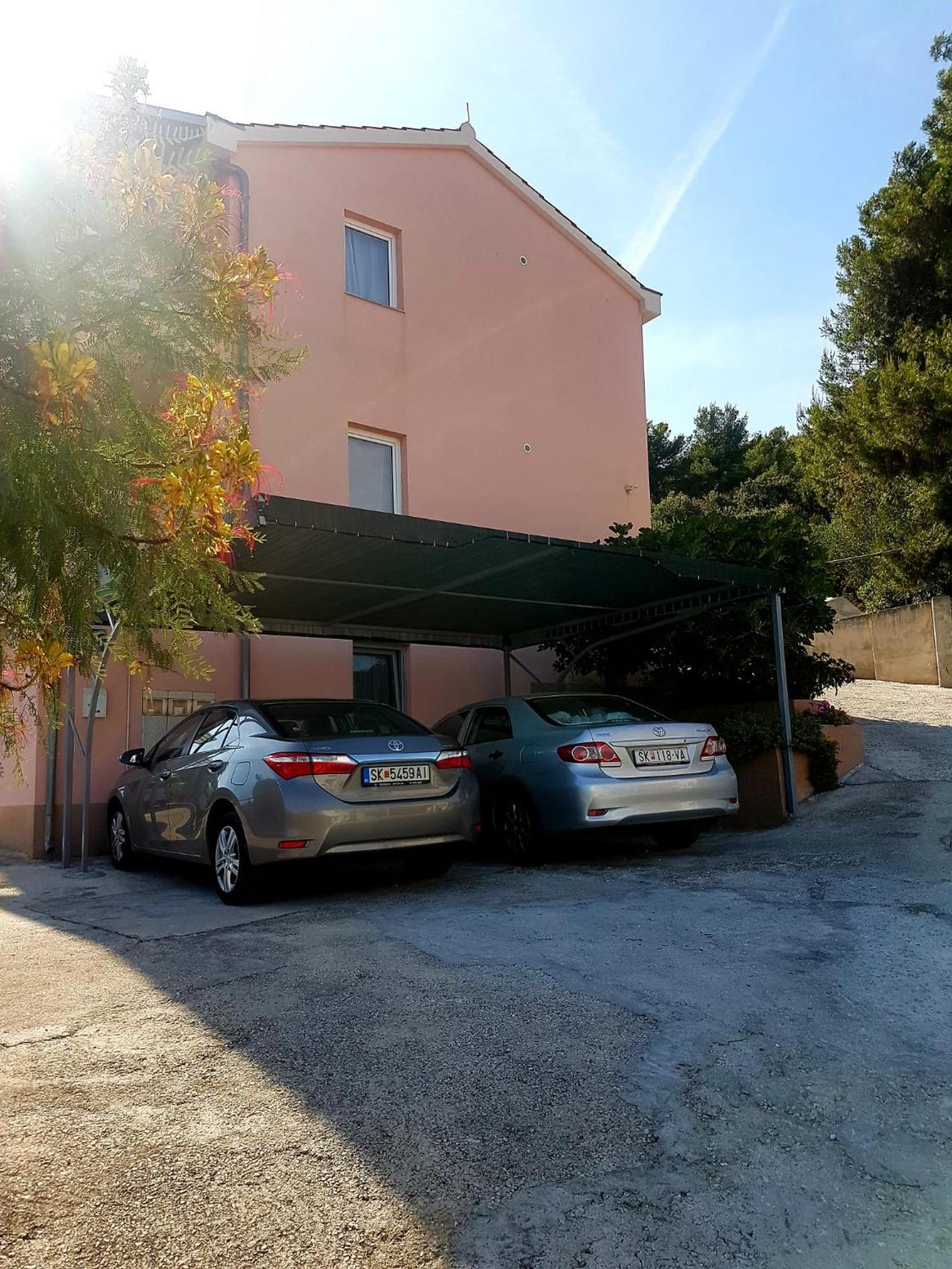Apartments Iva
