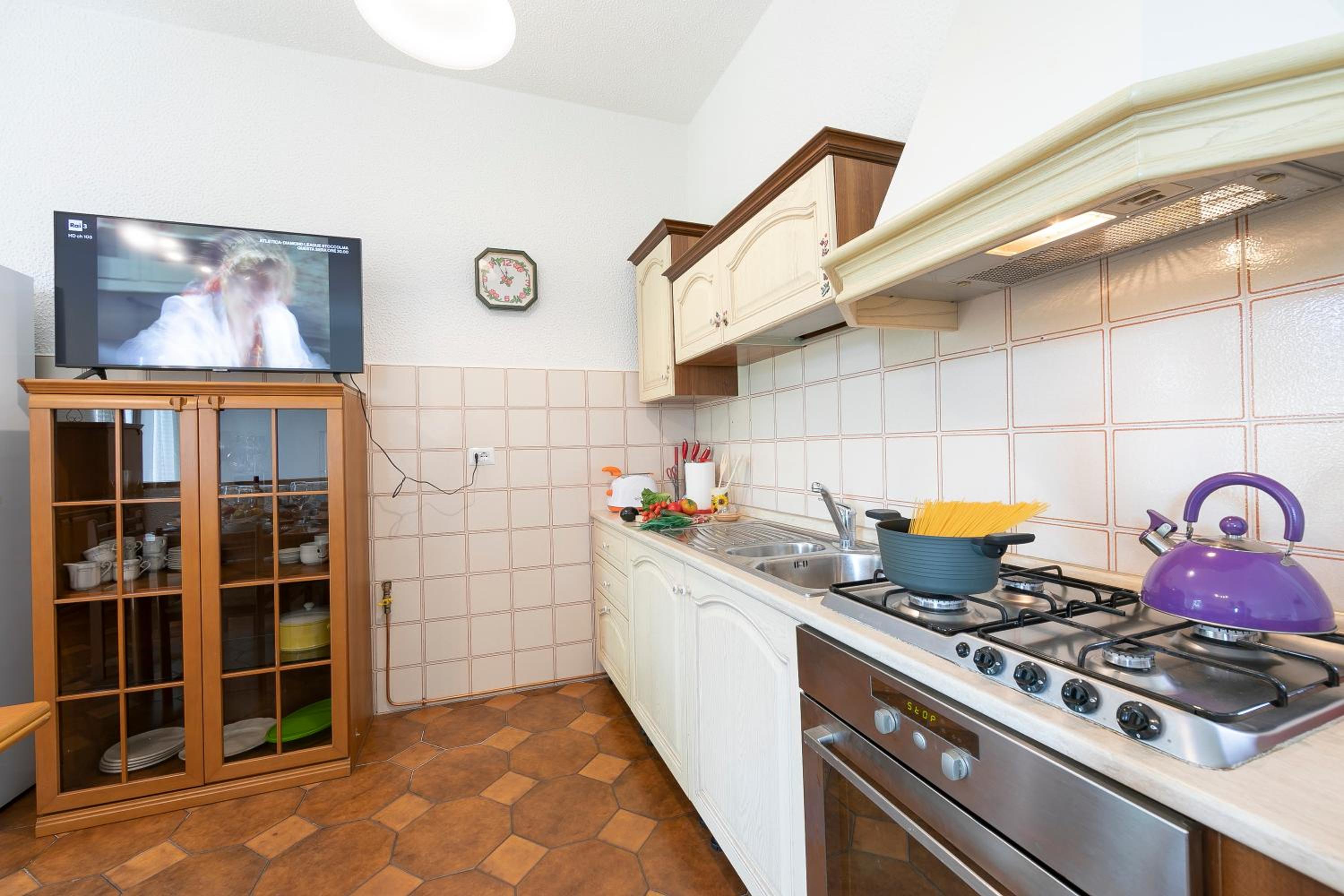 Charming La Gelosia Few Min From Lake - Happy Rentals photo 3