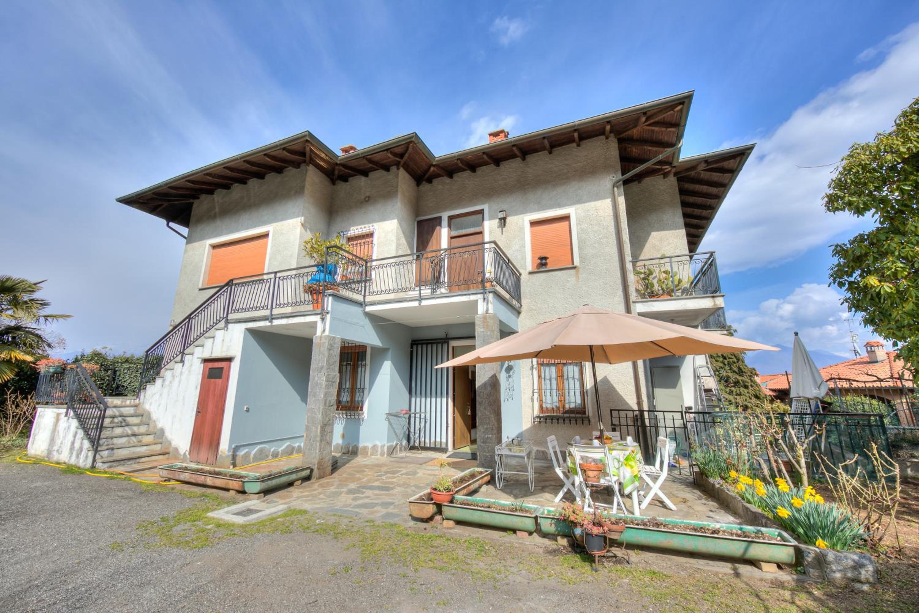 La Finestra Sul Lago: Lake Maggiore View & Garden - Happy Rentals en Stresa