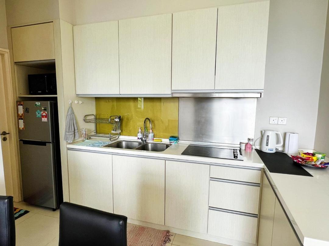 Fully furnished apartment opposite The Spring Mall photo 2