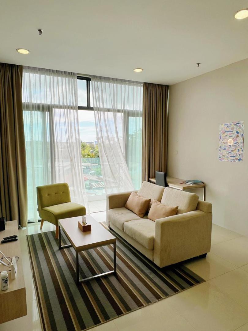 Fully furnished apartment opposite The Spring Mall photo 8