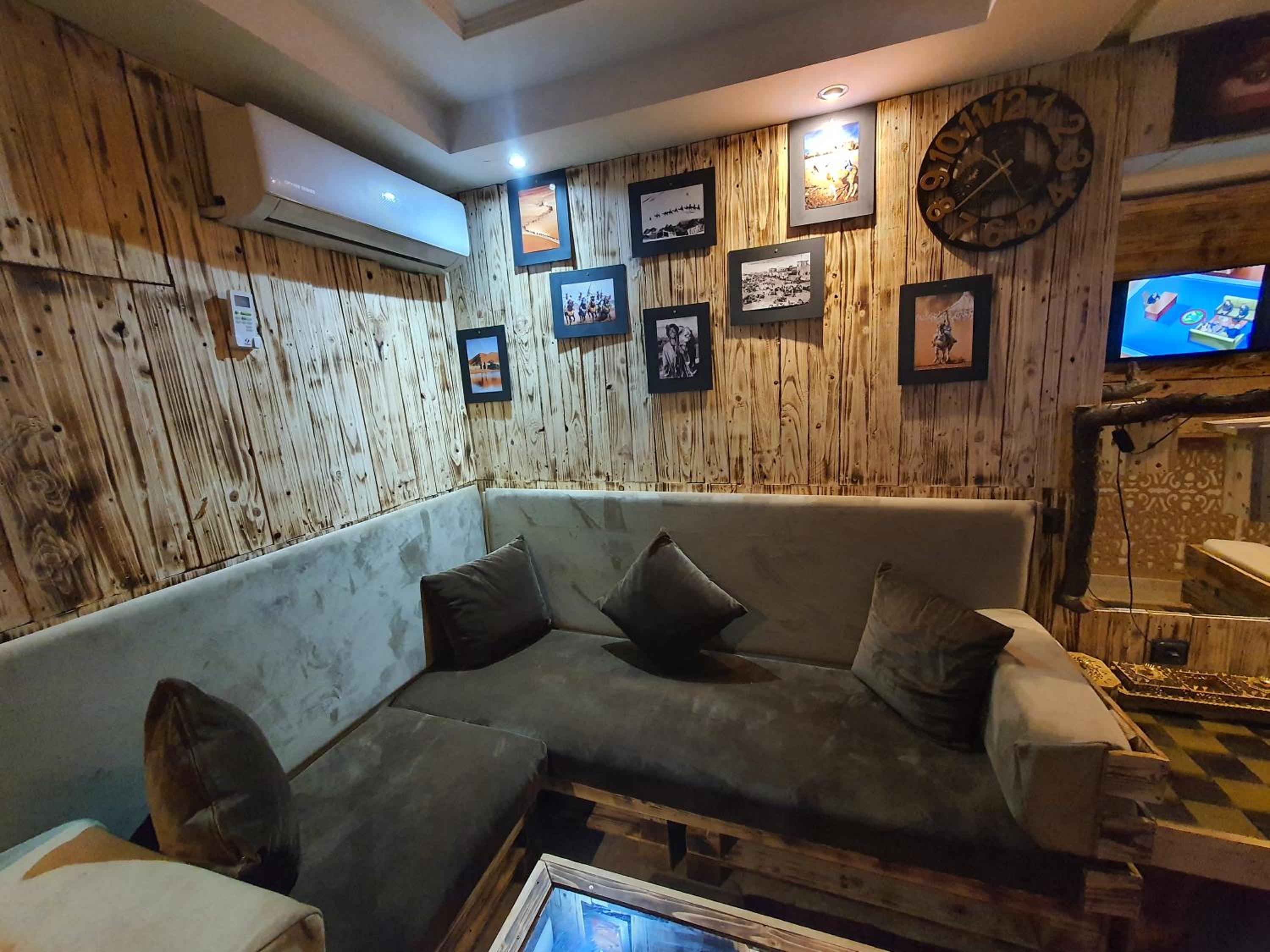 lounge