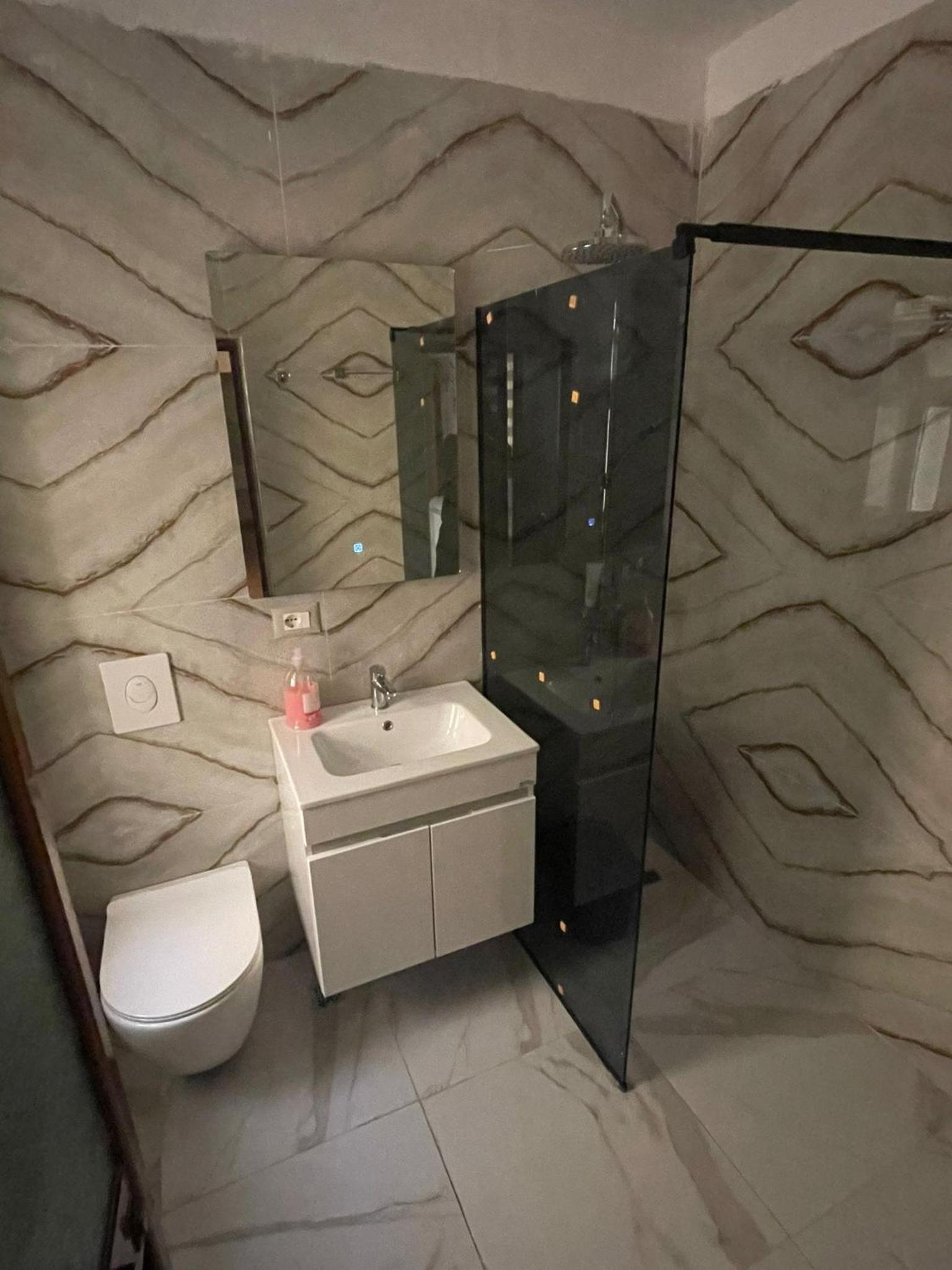 ApartamentAgolliTirana