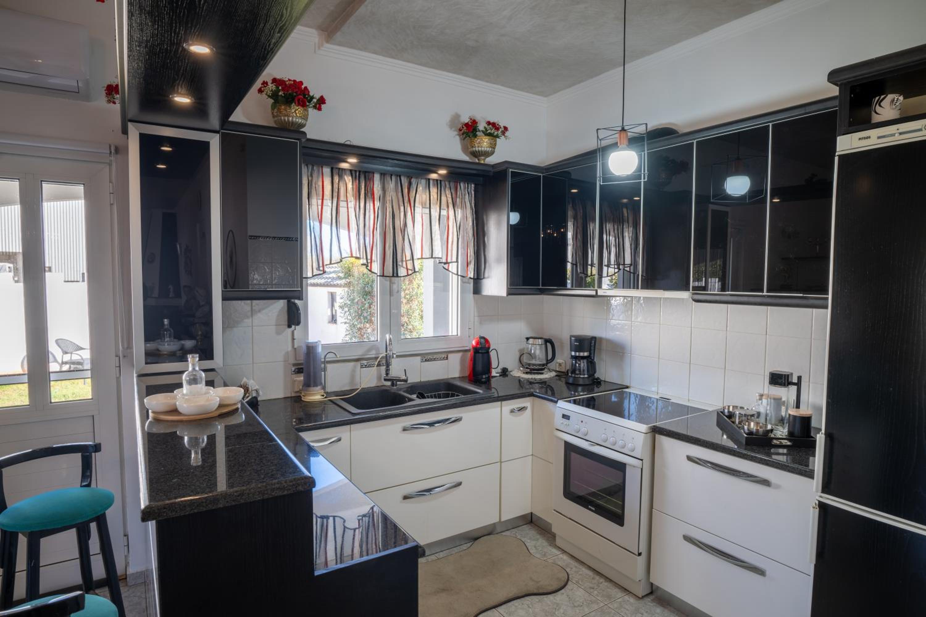 Albireo Luxury Villa
