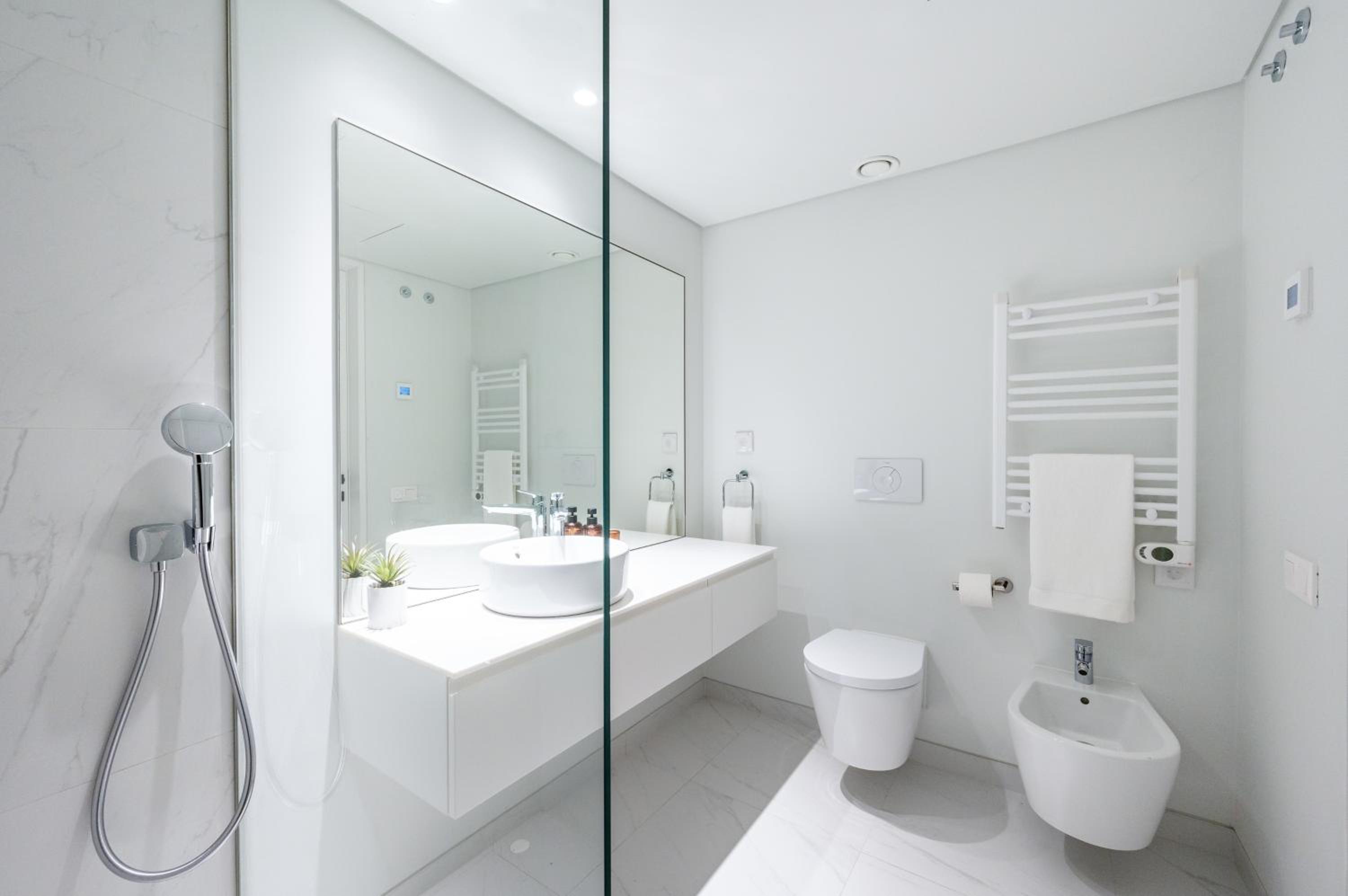 Mirabilis Apartments - LX Living