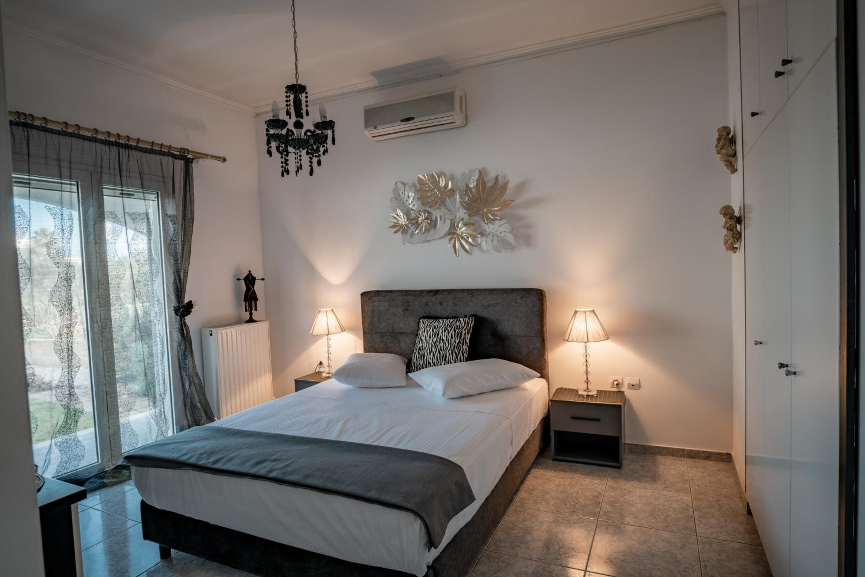 Albireo Luxury Villa