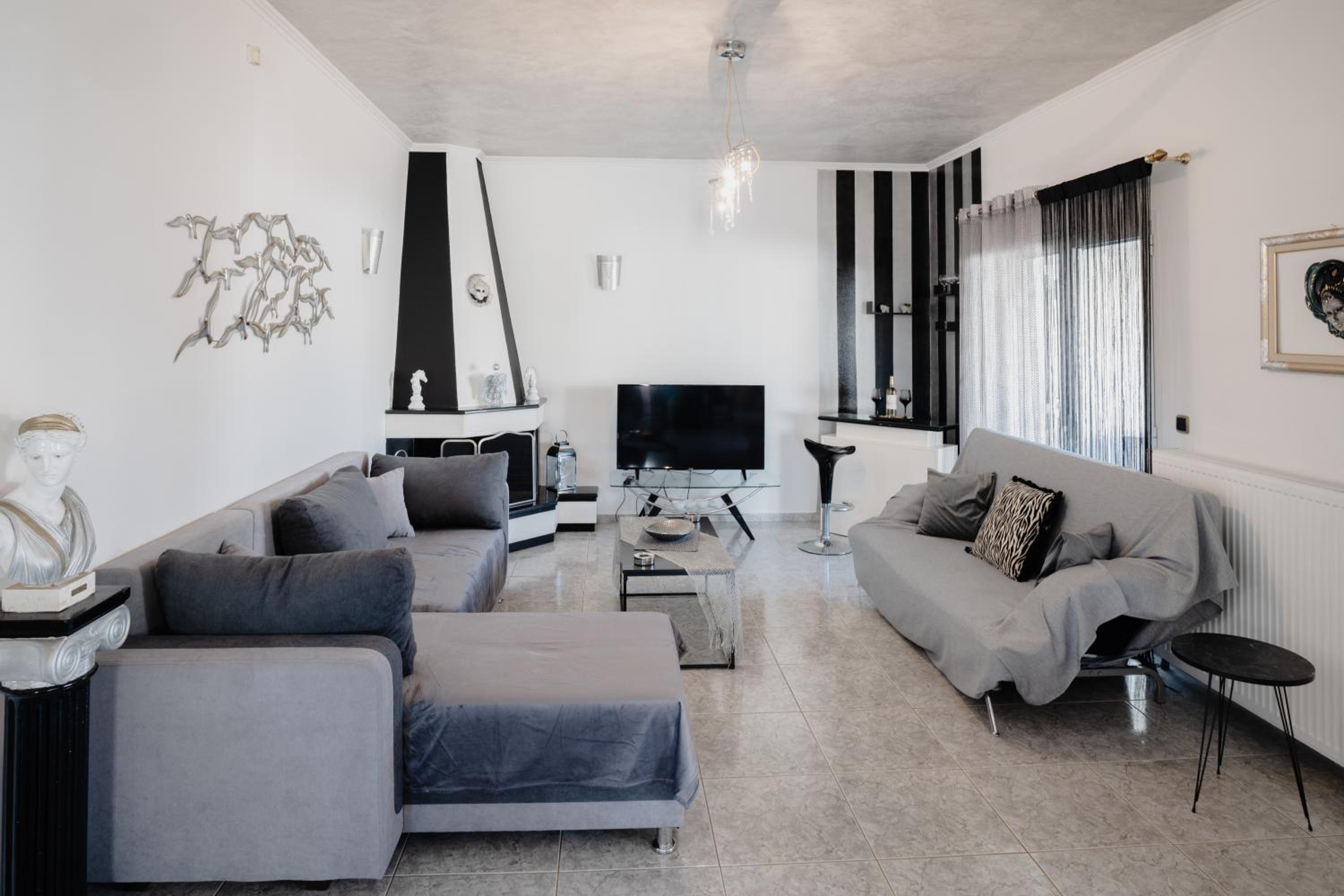 Albireo Luxury Villa