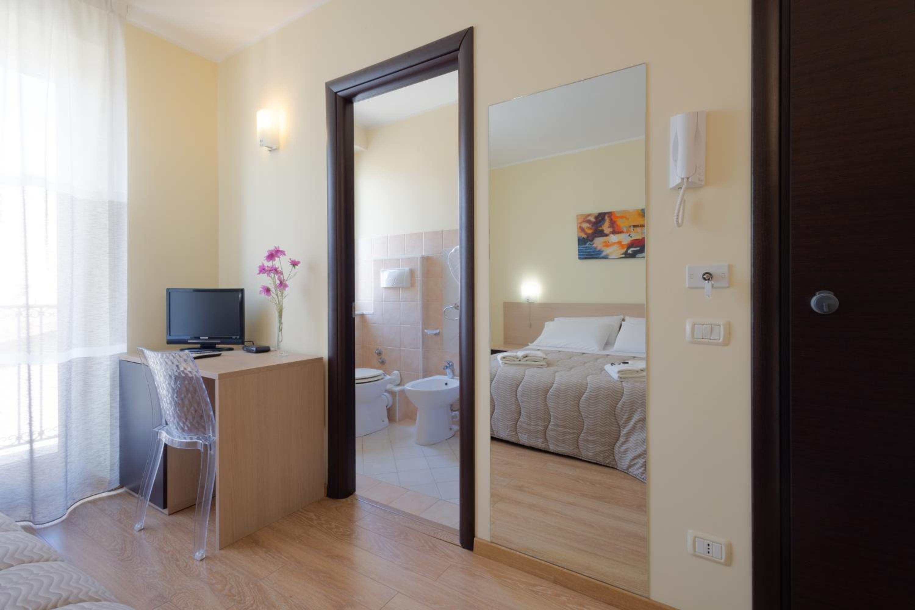 hotel room