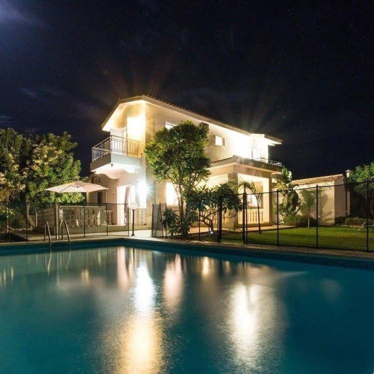 Capers Villa
