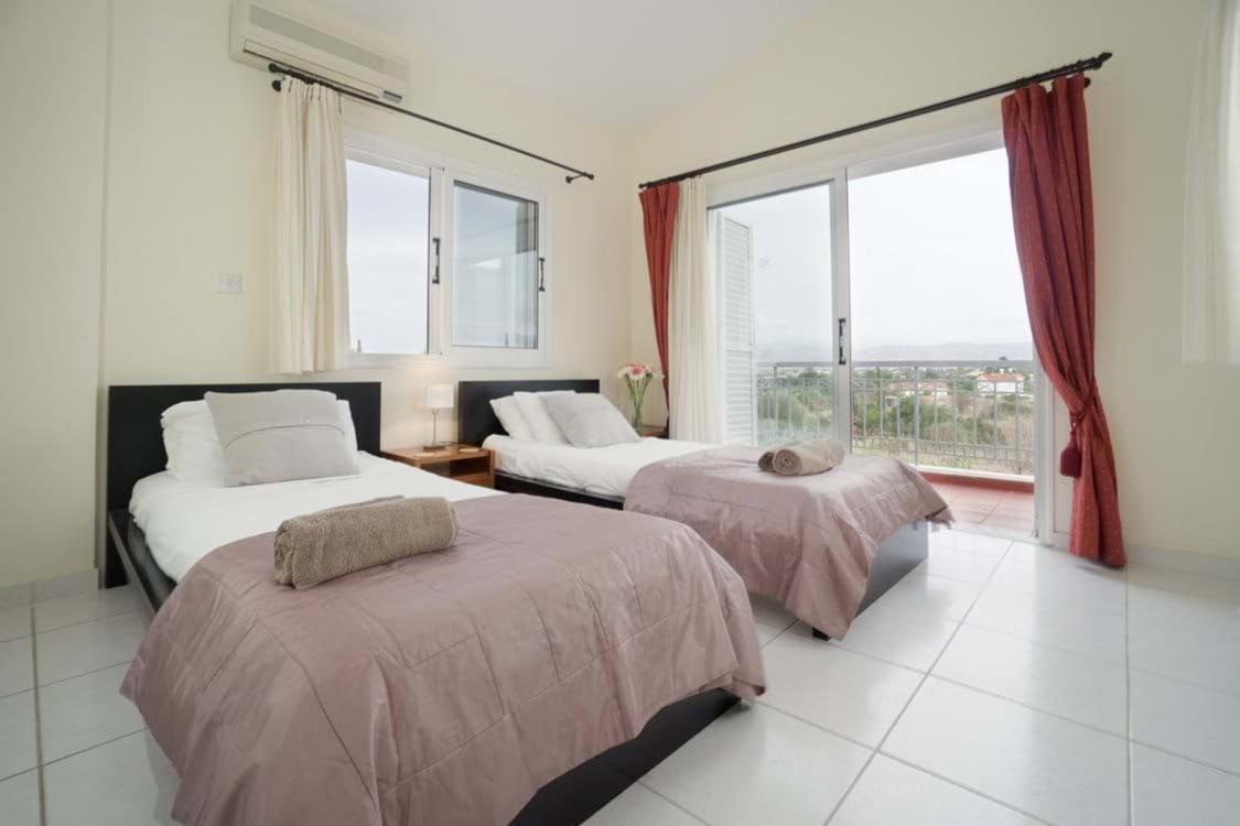 Capers Villa