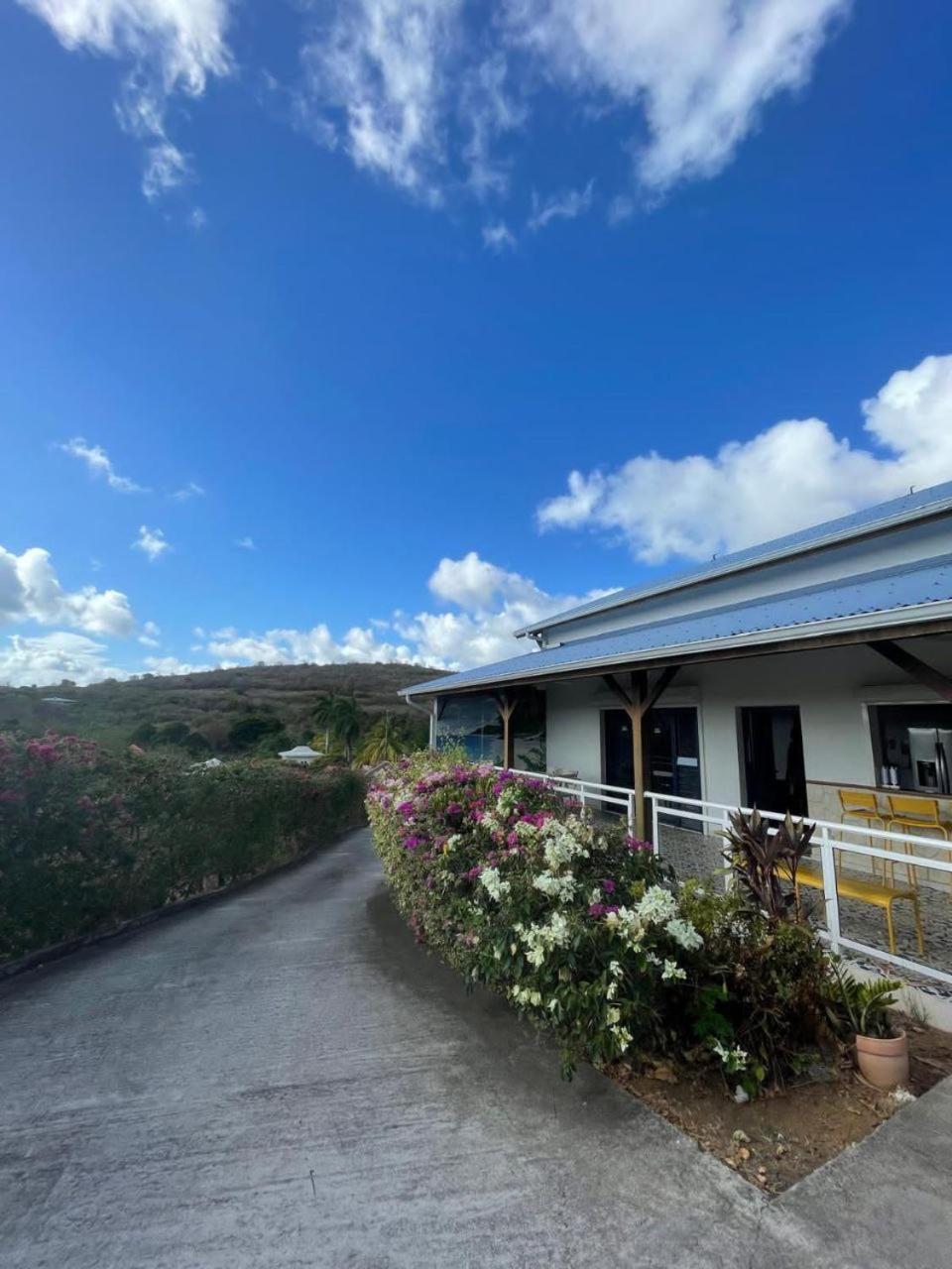 Villa Stone pour 8 personnes, piscine chauffée 5 euros par jour, accès PMR, 5 étoiles view 3