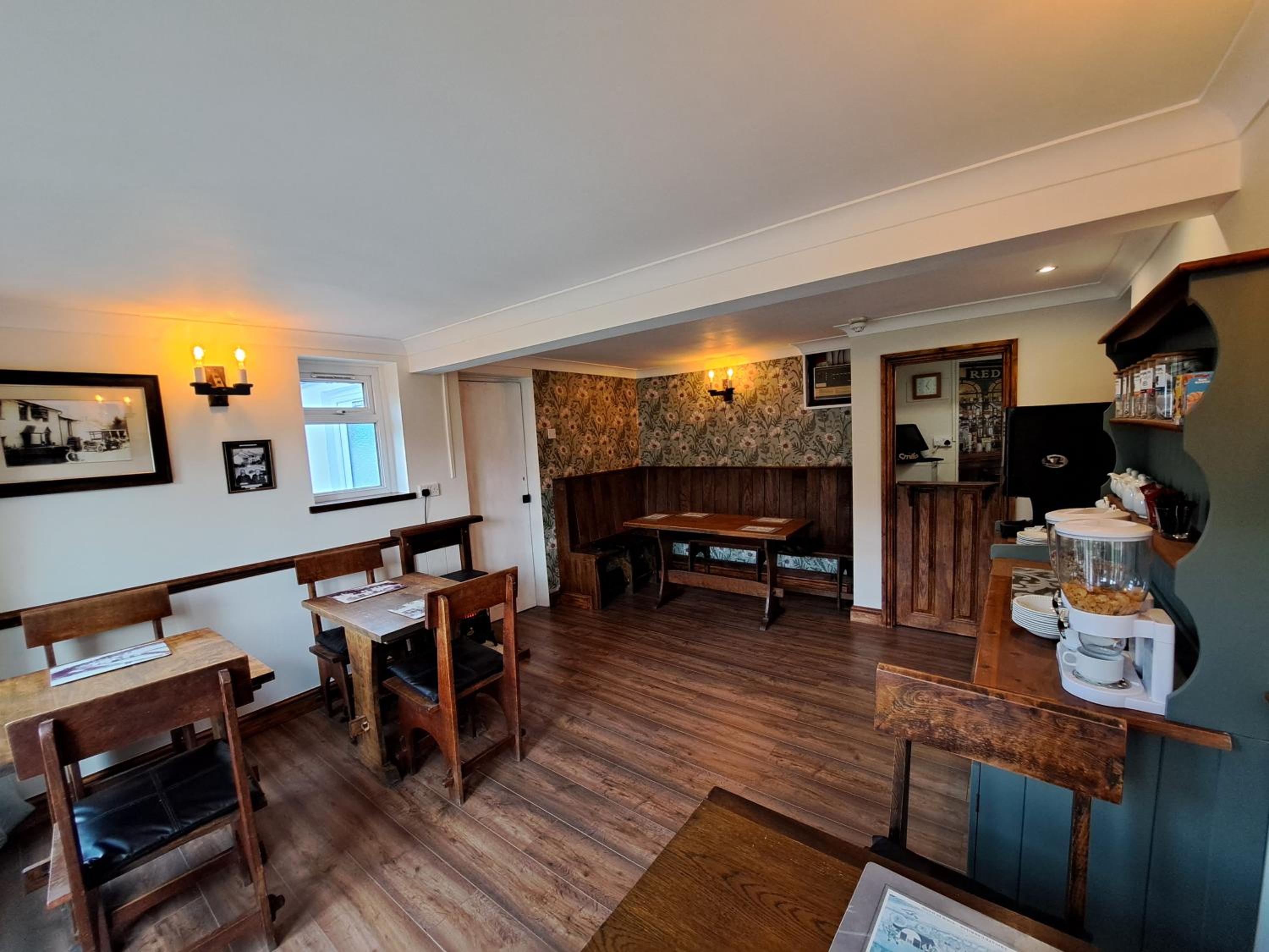 Llew Coch B&B formerly The Red Lion inn