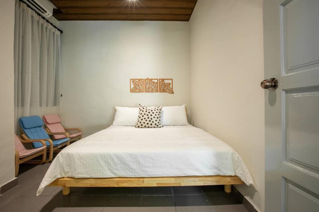 AFNA Wood House Private Pool Islamic Homestay photo 6